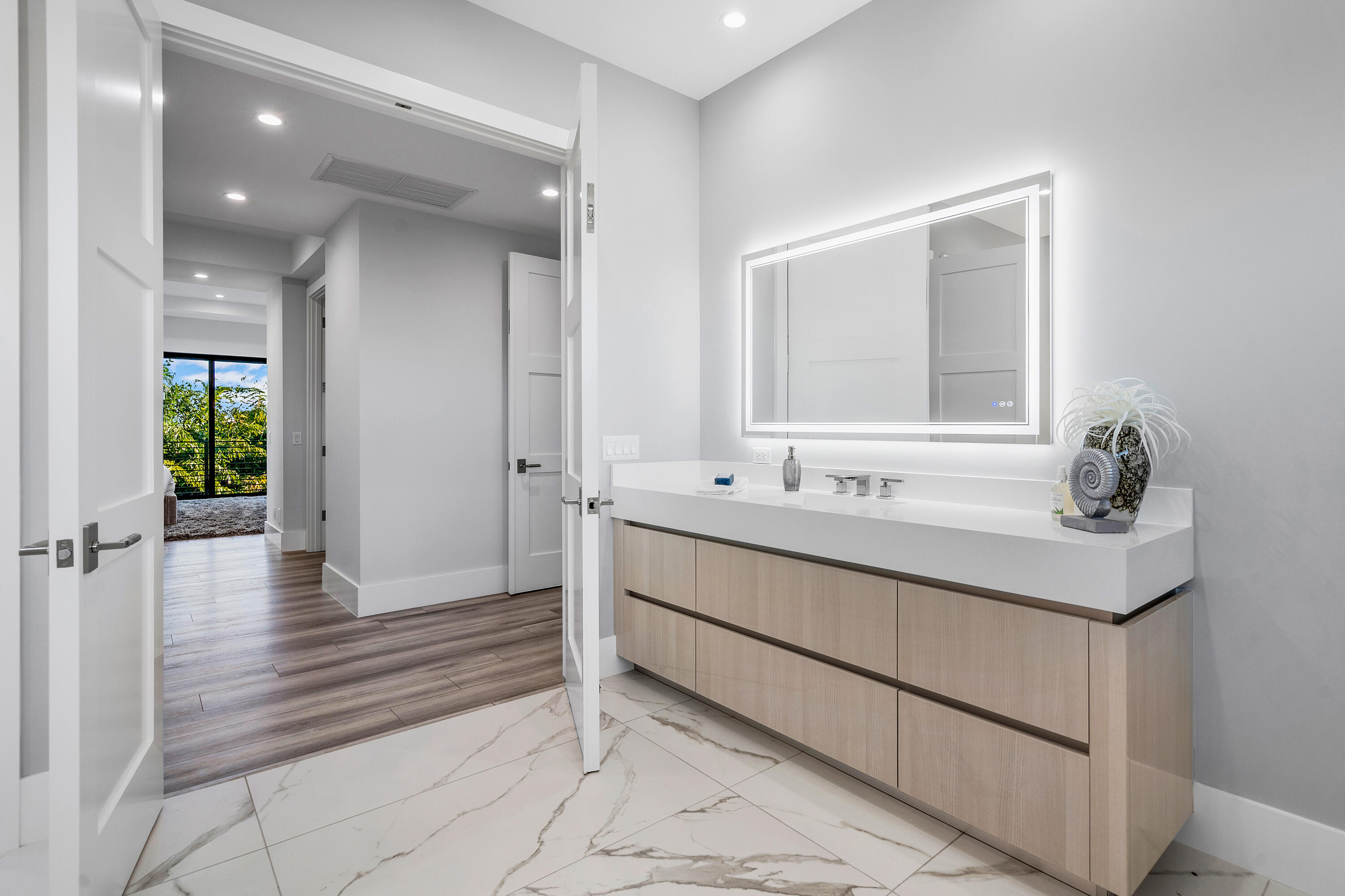 BOCA VILLAS - Residential