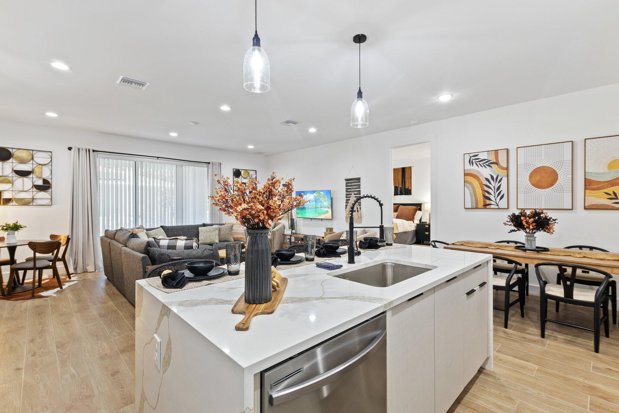 DELRAY TOWN OF - Residential