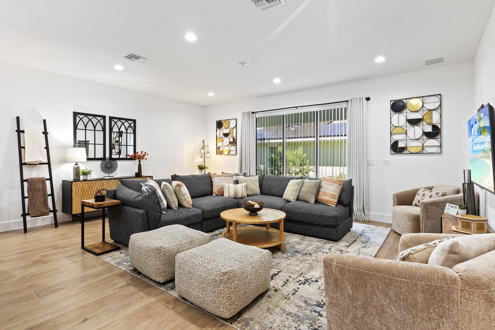 DELRAY TOWN OF - Residential