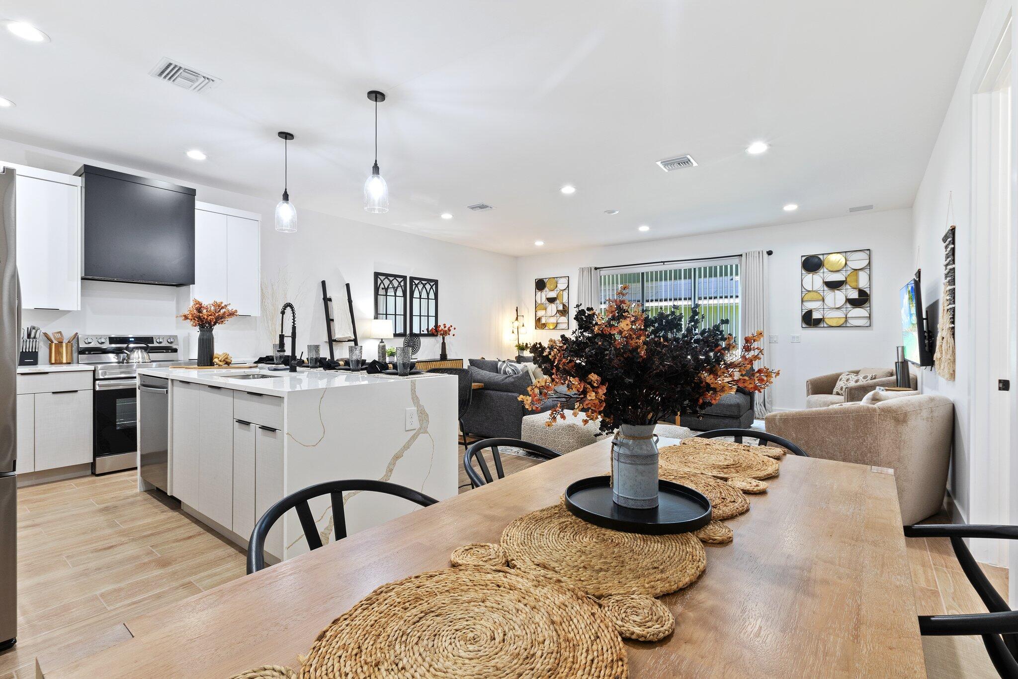 DELRAY TOWN OF - Residential
