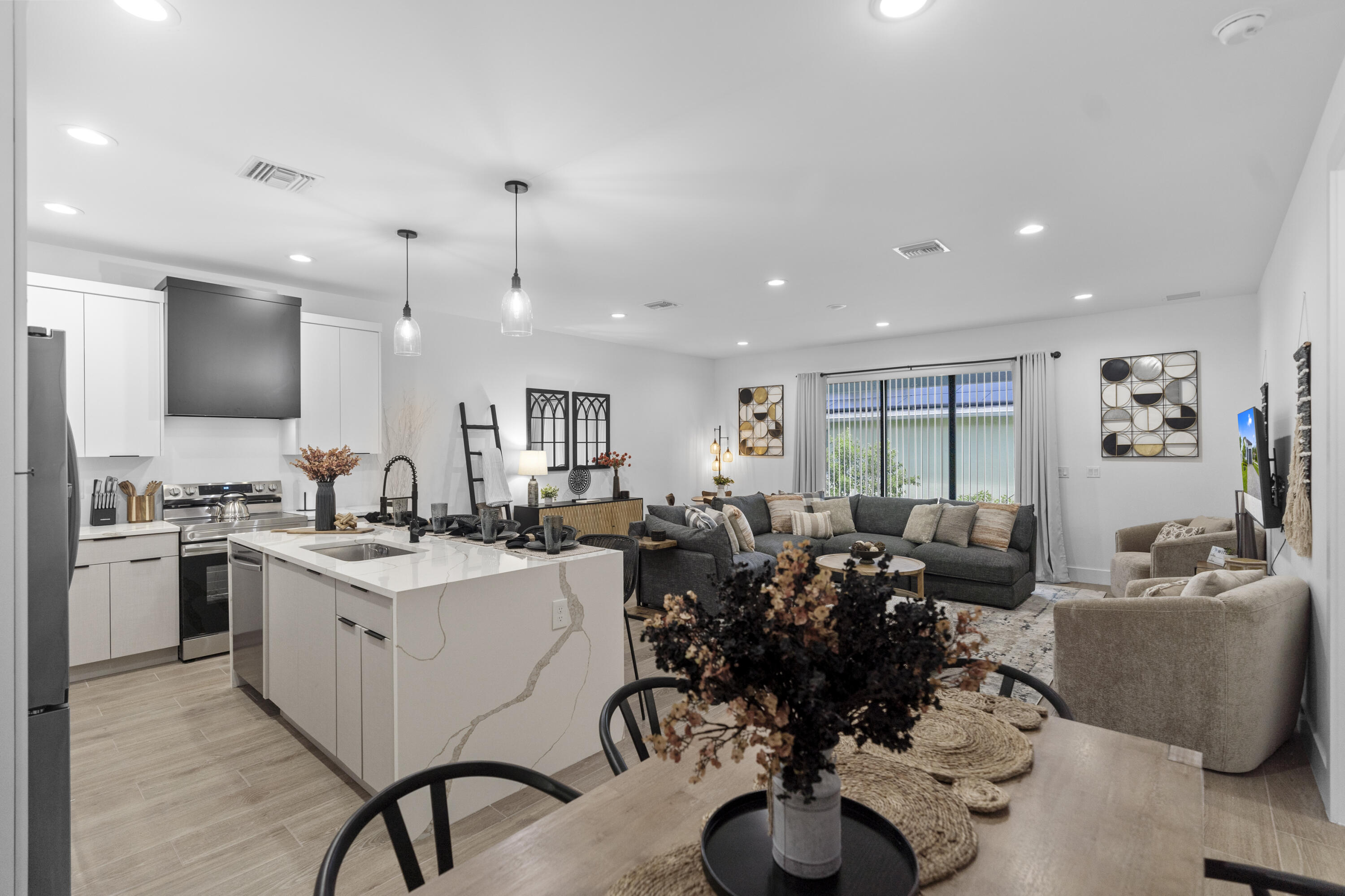 DELRAY TOWN OF - Residential