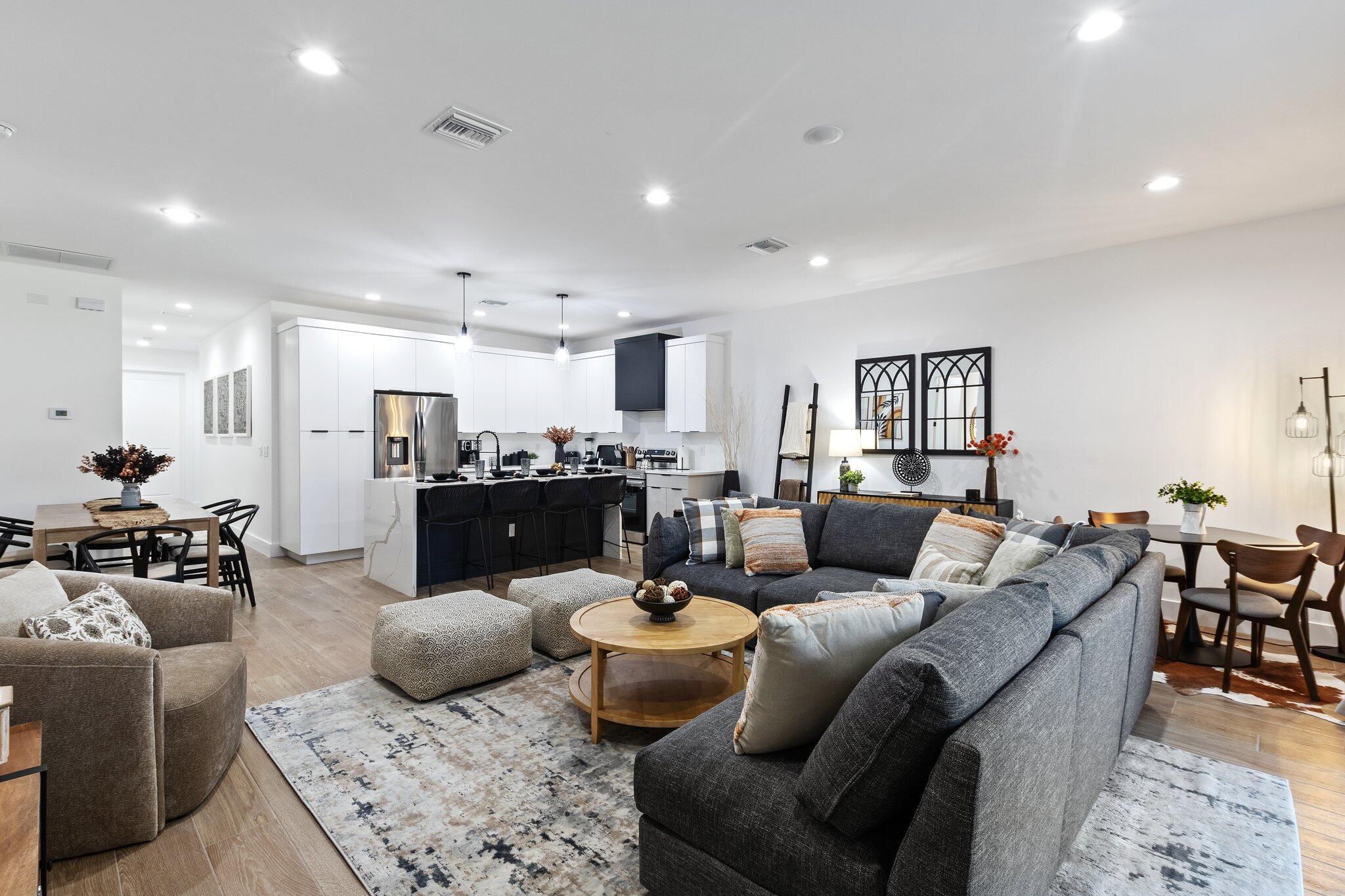 DELRAY TOWN OF - Residential