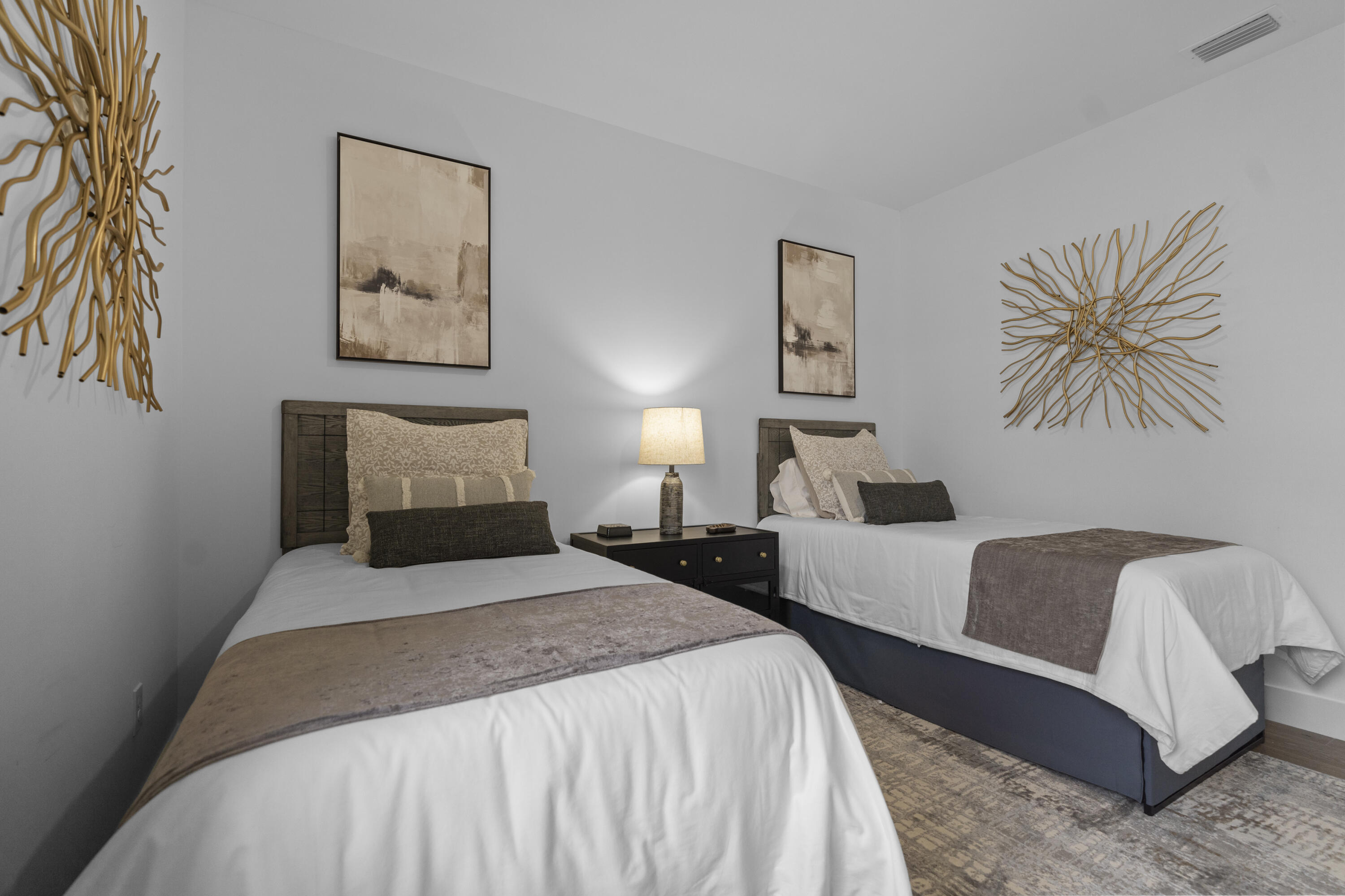 DELRAY TOWN OF - Residential