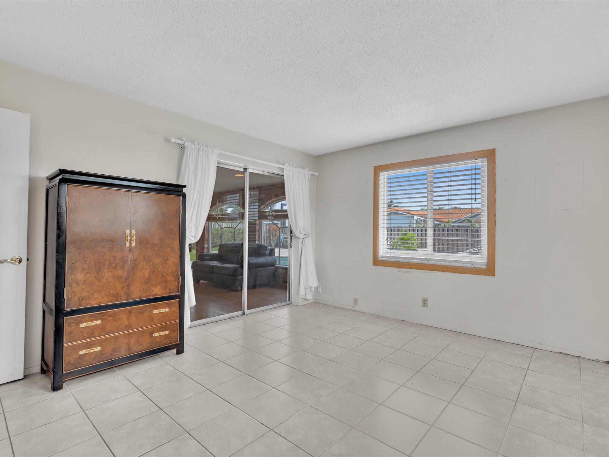 HIGH RIDGE ESTATES ADD - Residential
