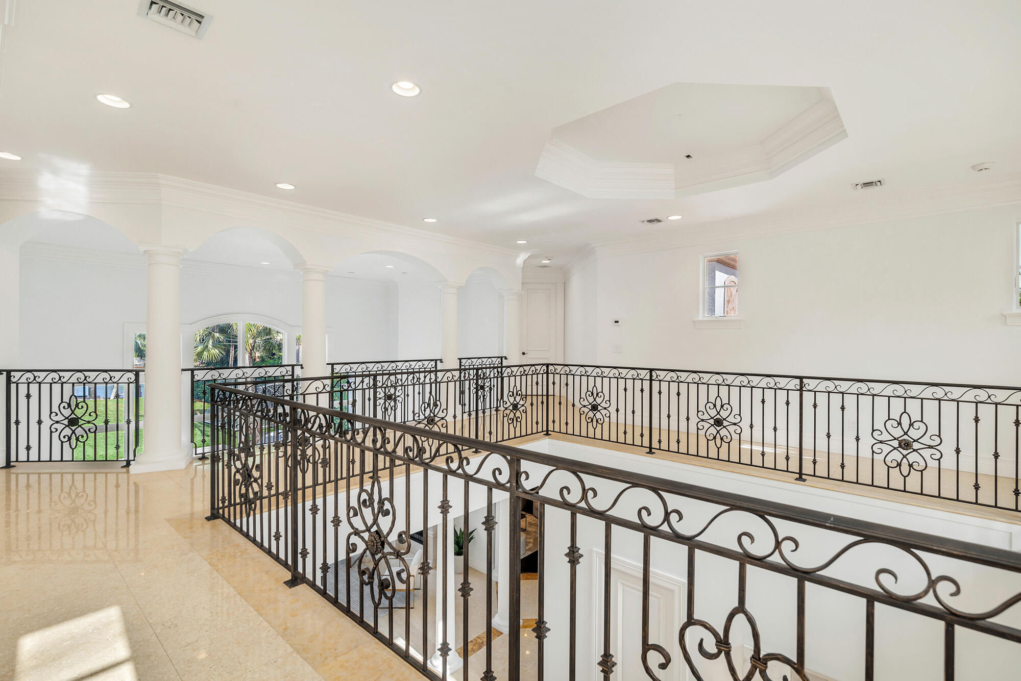 INTRACOASTAL PARK - Residential