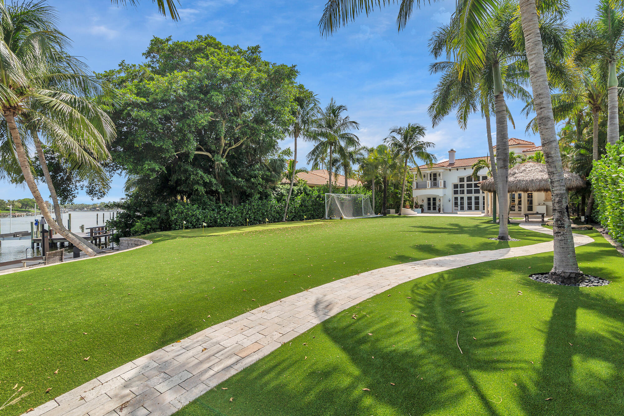 INTRACOASTAL PARK - Residential