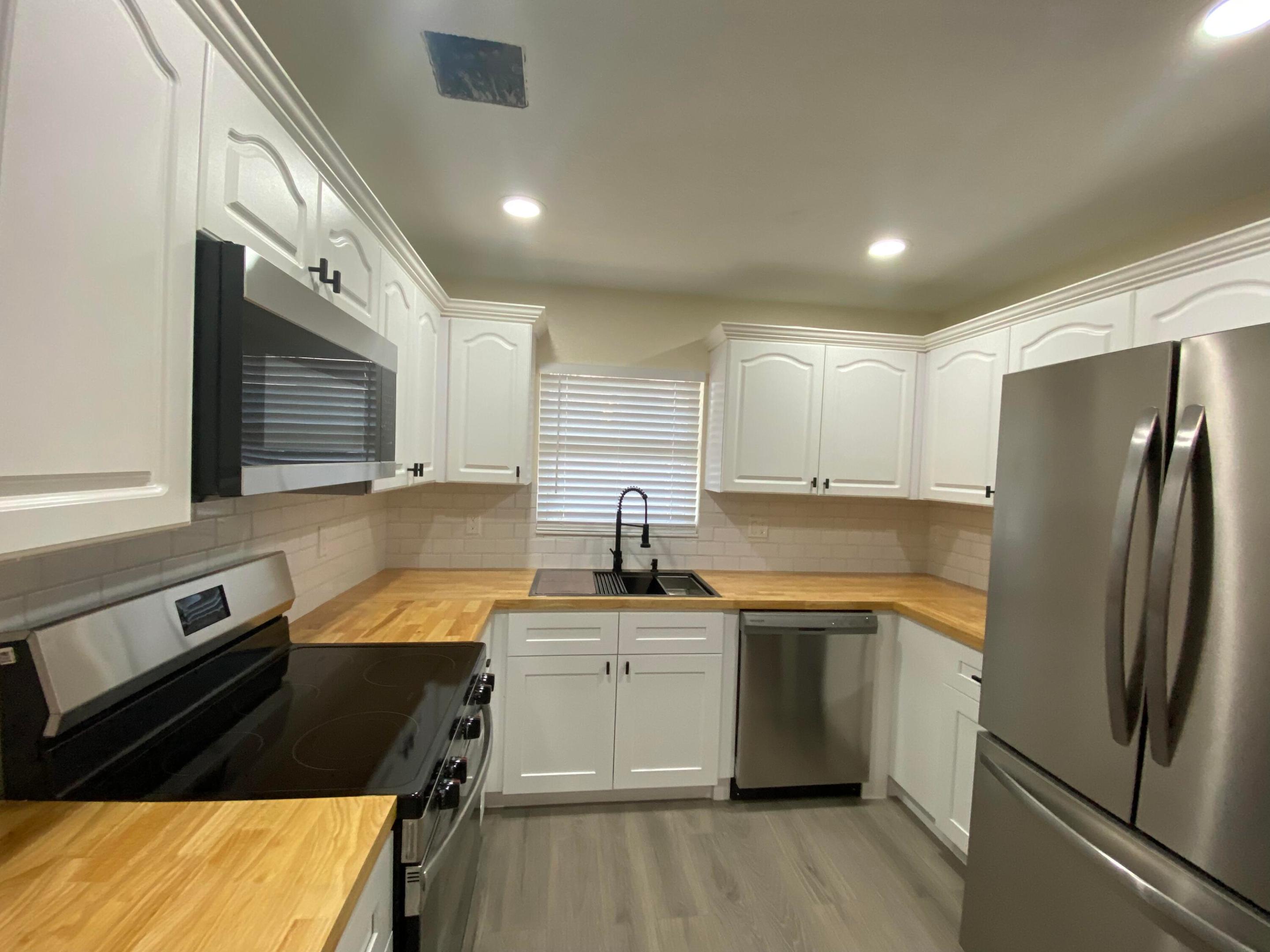 Carver Heights First Add - Residential