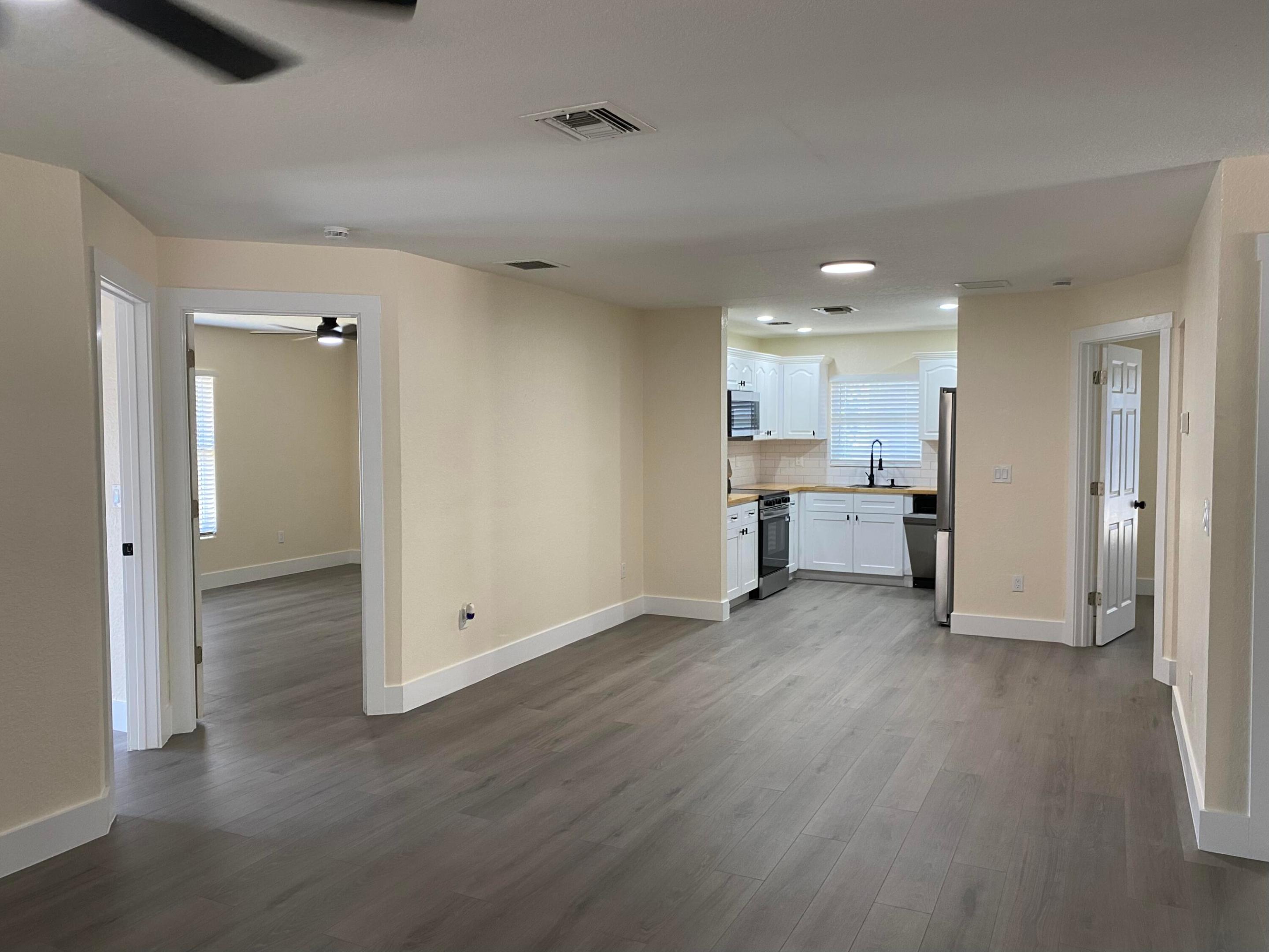 Carver Heights First Add - Residential