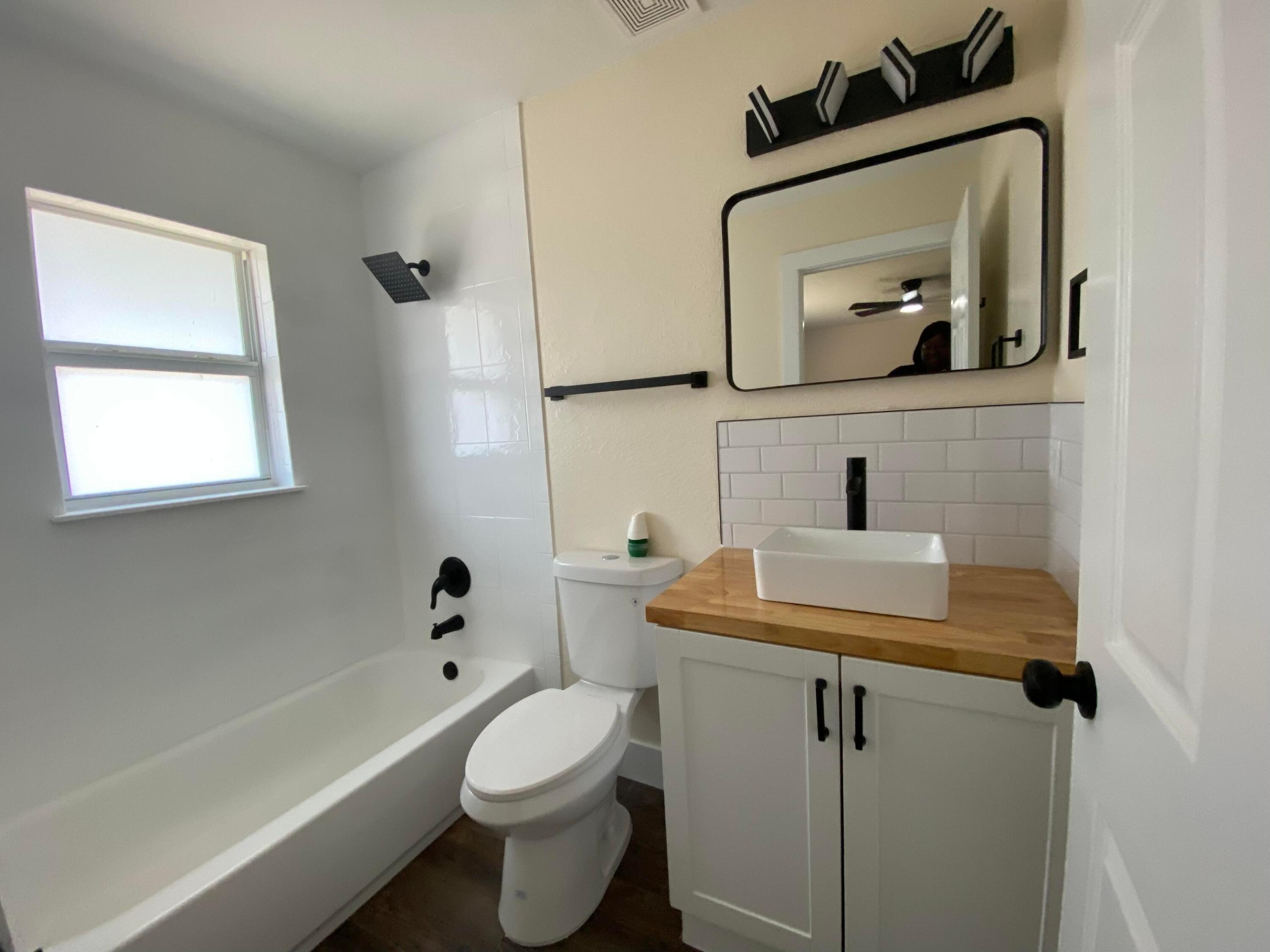 Carver Heights First Add - Residential