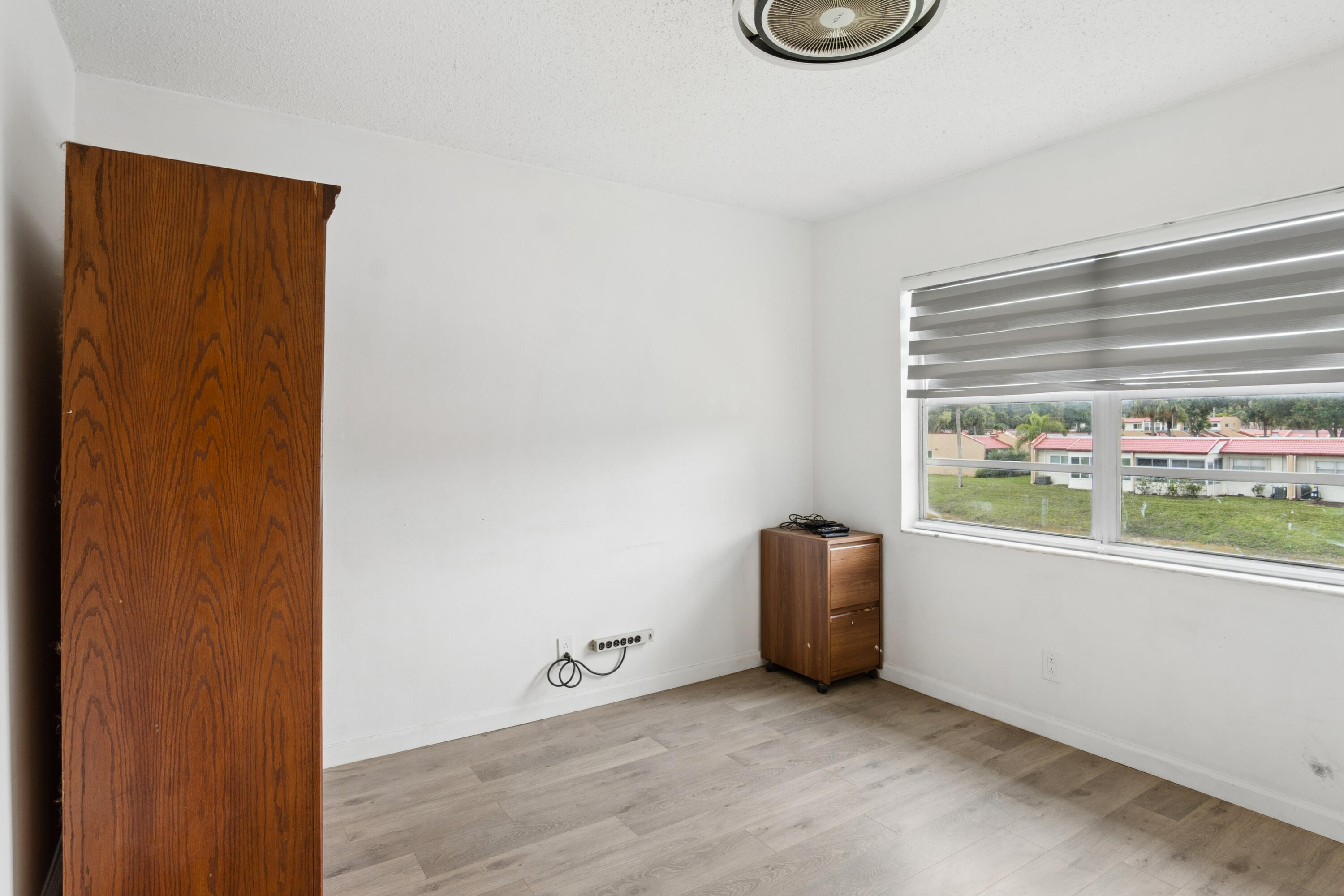 GOLDEN LAKES VILLAGE CONDO 1 THRU 13-A - Residential