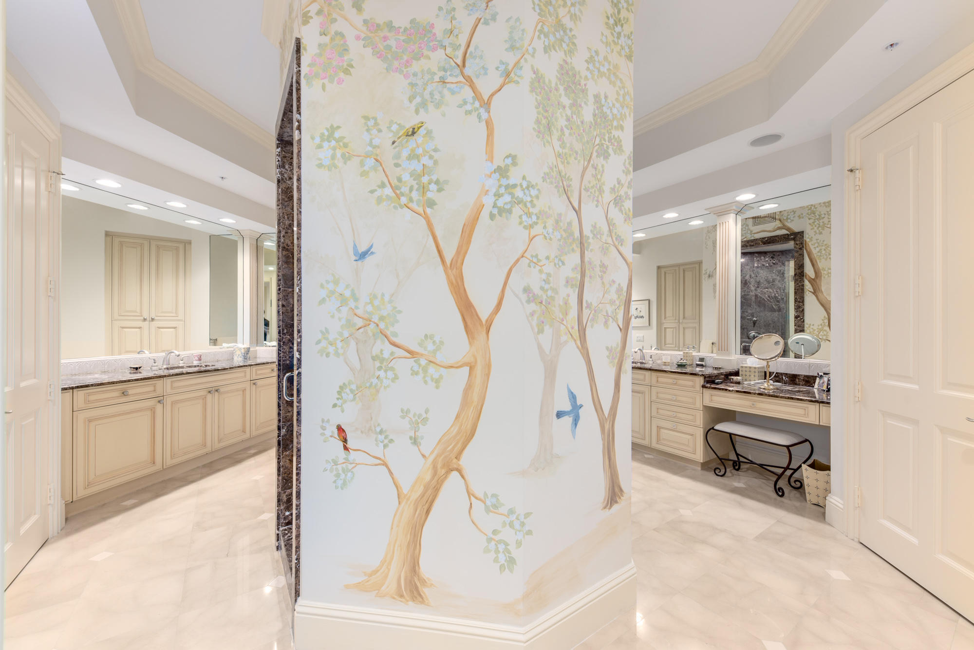 ONE WATERMARK PLACE OF THE PALM BEACHES CONDOMINIU - Residential
