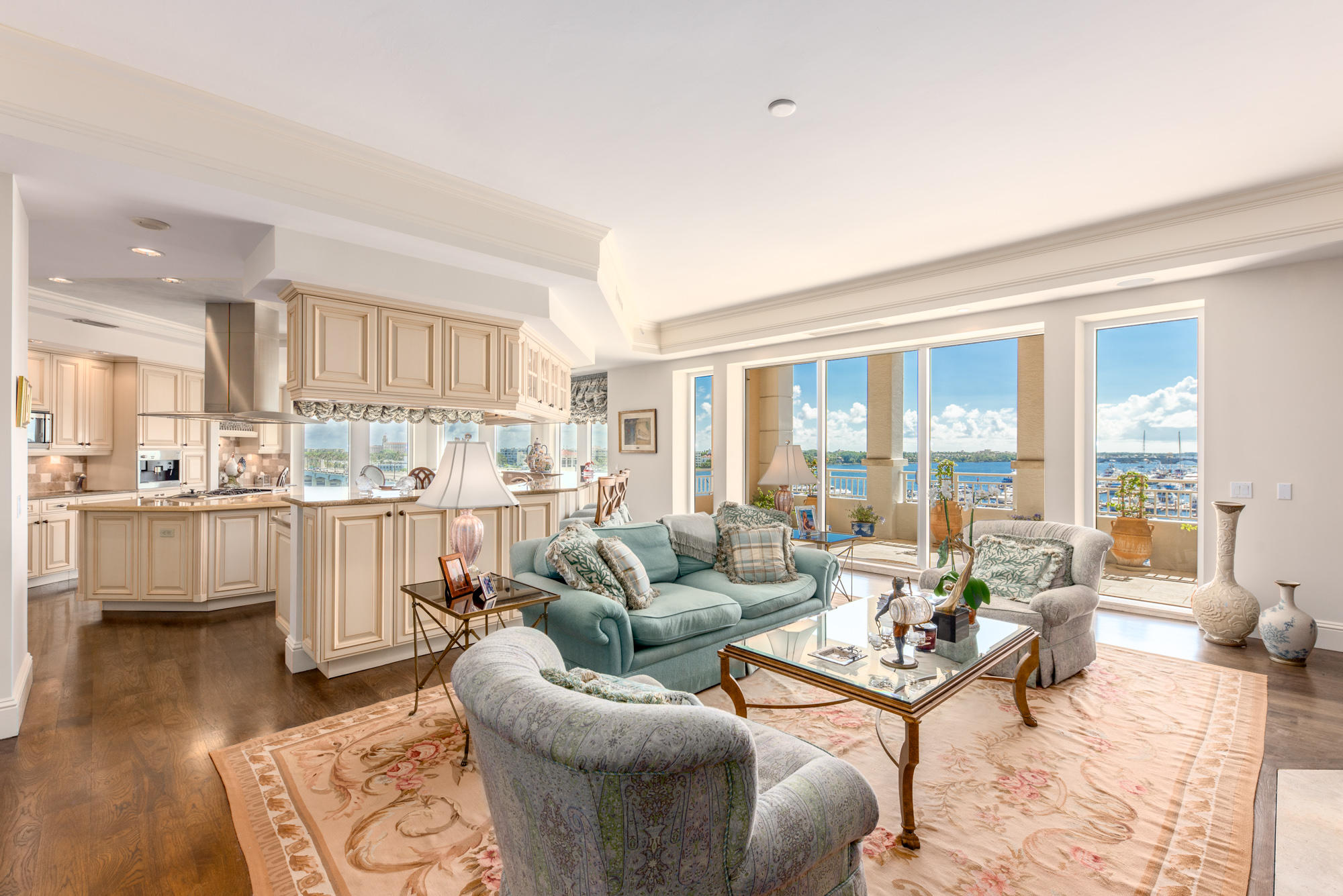 ONE WATERMARK PLACE OF THE PALM BEACHES CONDOMINIU - Residential