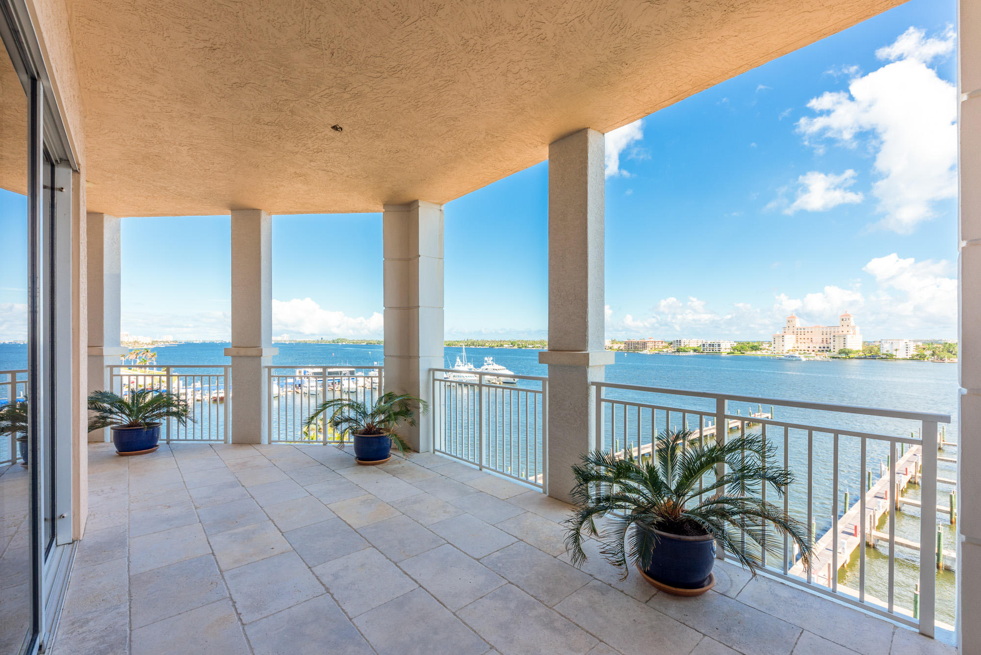 ONE WATERMARK PLACE OF THE PALM BEACHES CONDOMINIU - Residential