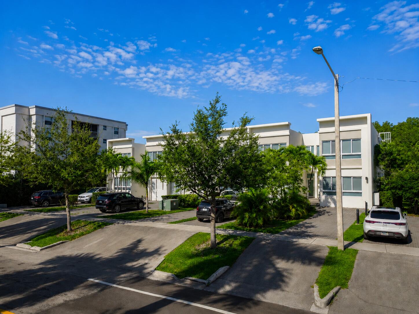 PARKVIEW VILLAS REPLAT - Residential