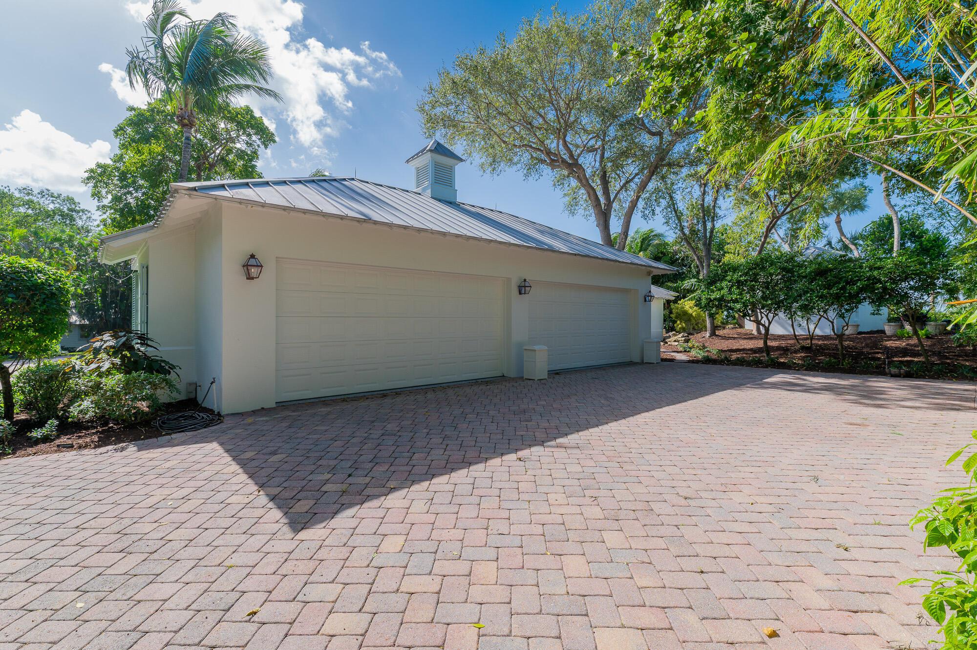 MELODY HILL - Residential