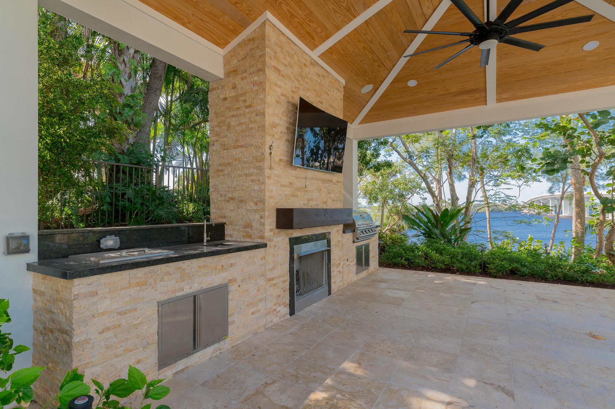 MELODY HILL - Residential