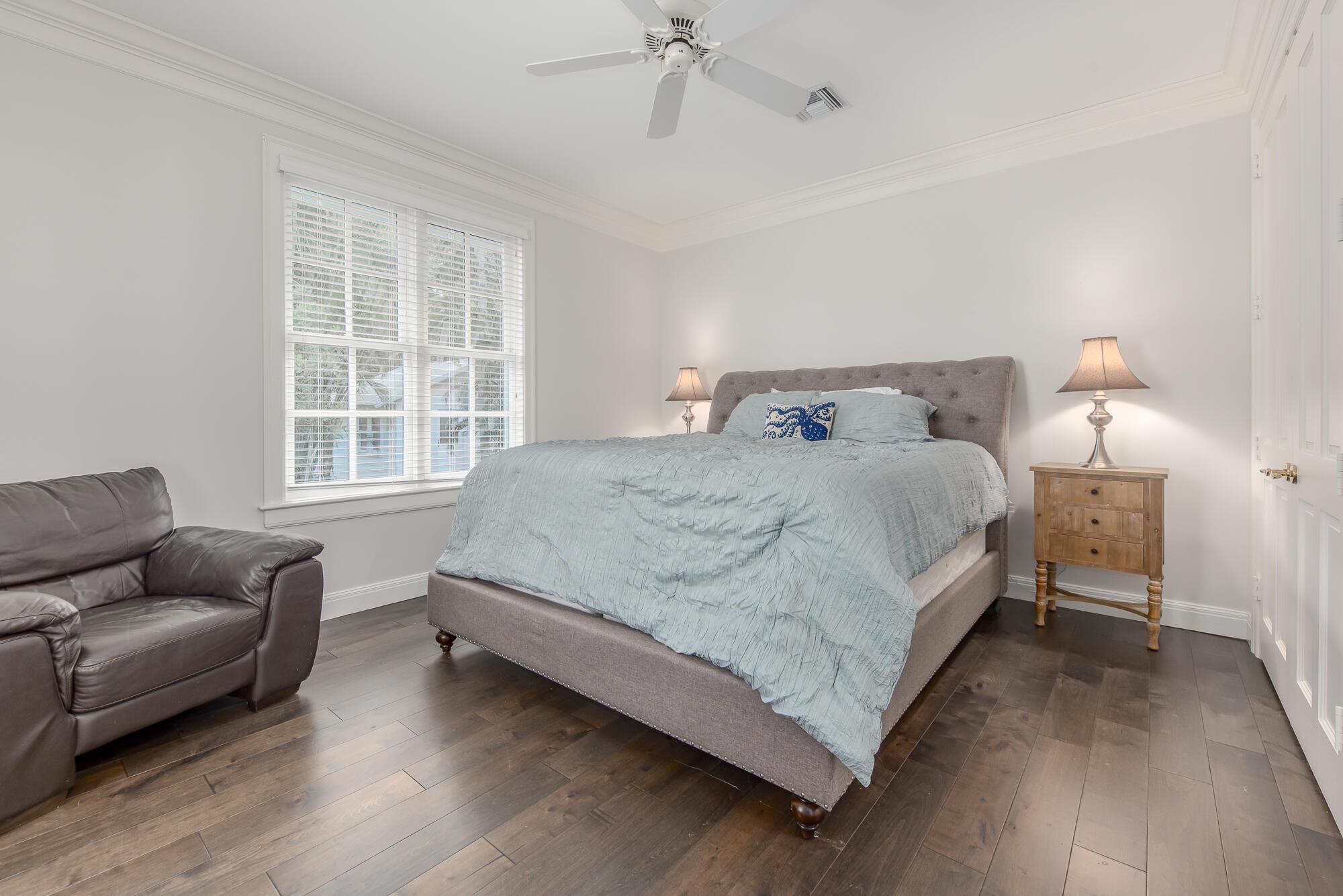 MELODY HILL - Residential