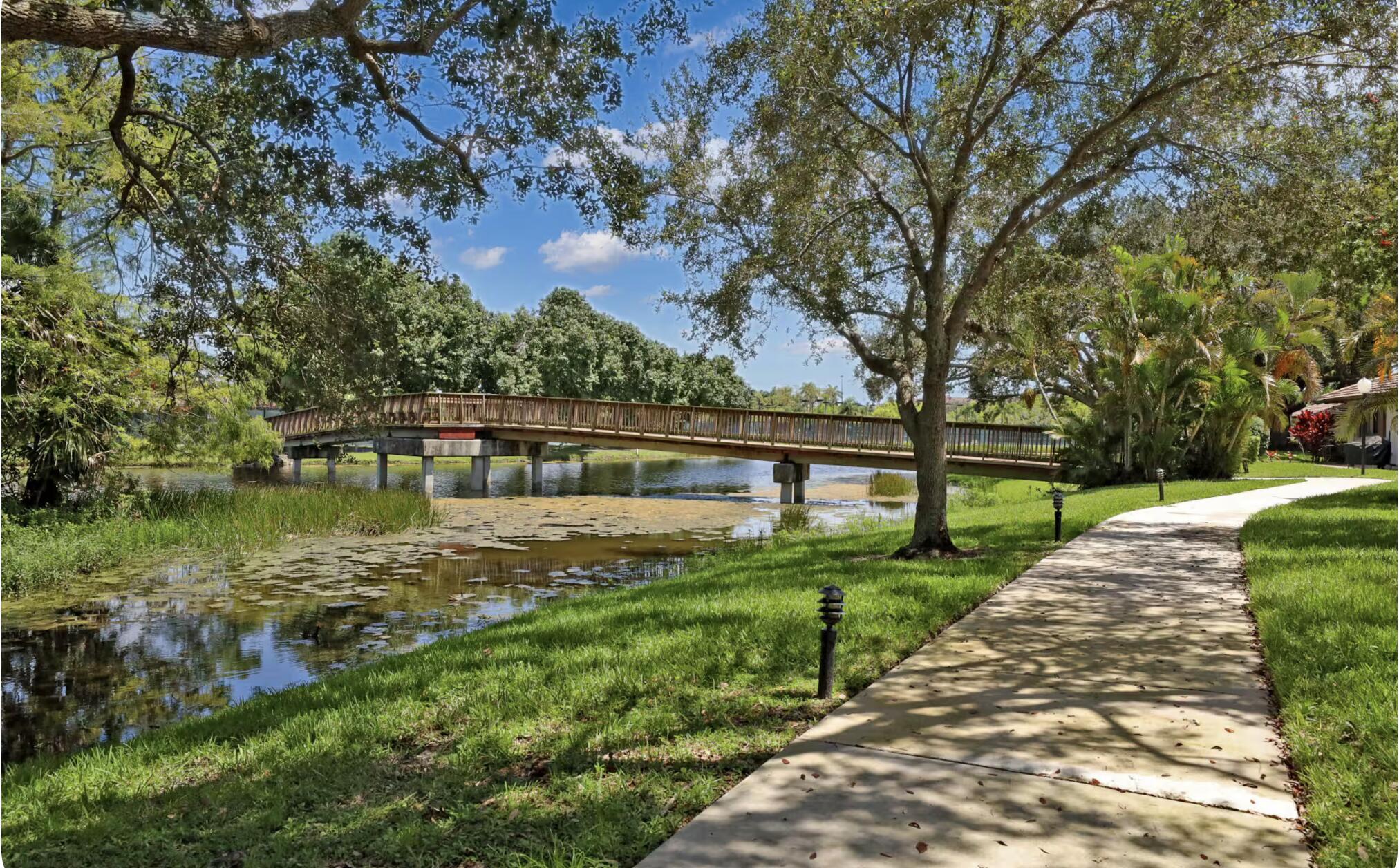 PGA CLUB COTTAGES - Residential