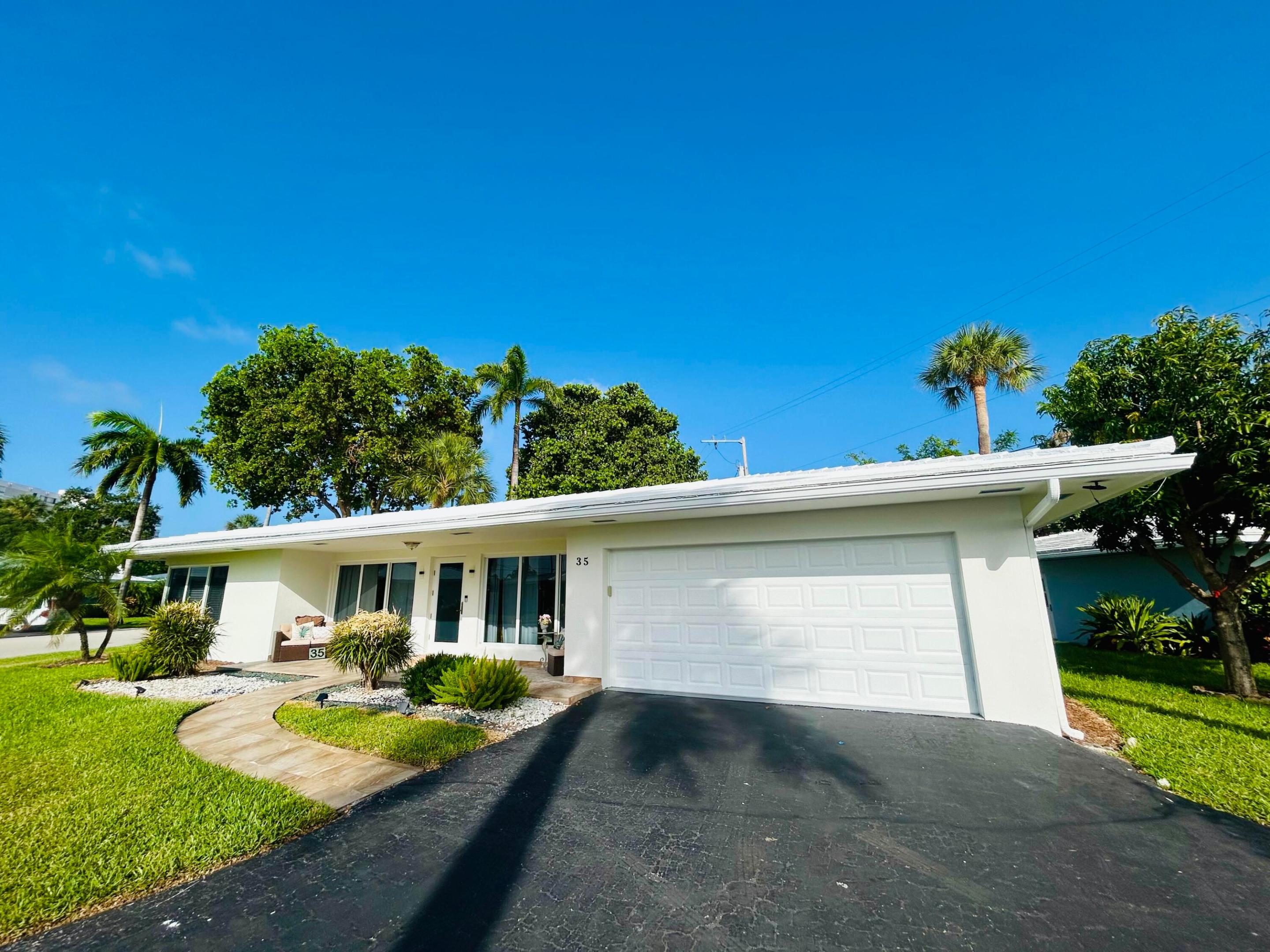 PALM CLUB CO-OP - Residential