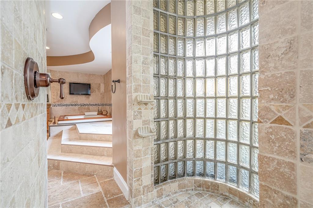 Eagle Trace - Residential