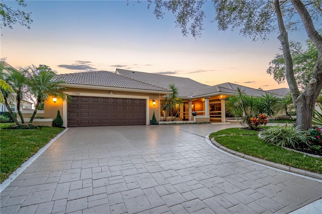 Eagle Trace - Residential