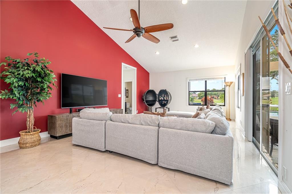 Eagle Trace - Residential