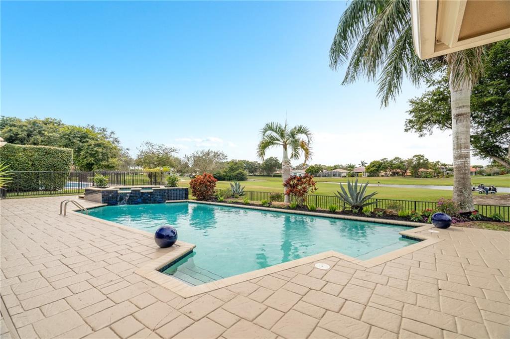 Eagle Trace - Residential