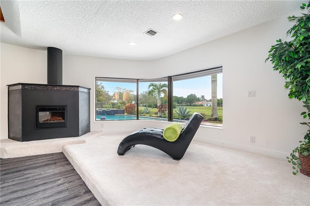 Eagle Trace - Residential