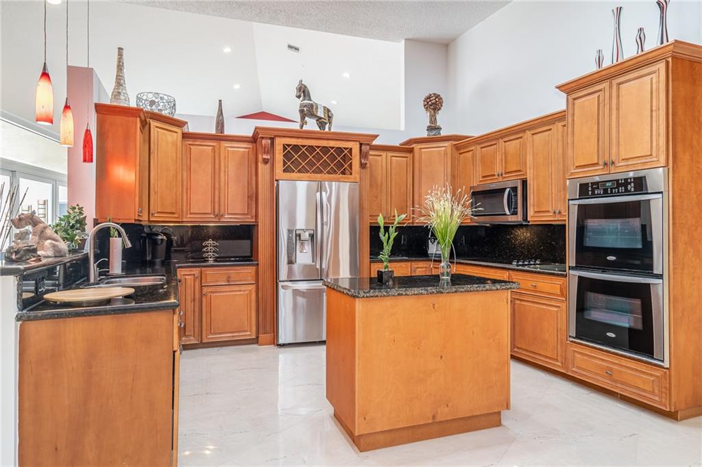 Eagle Trace - Residential