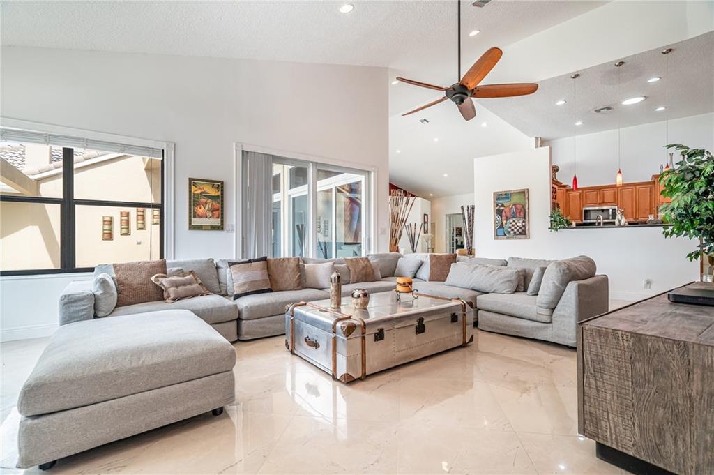 Eagle Trace - Residential