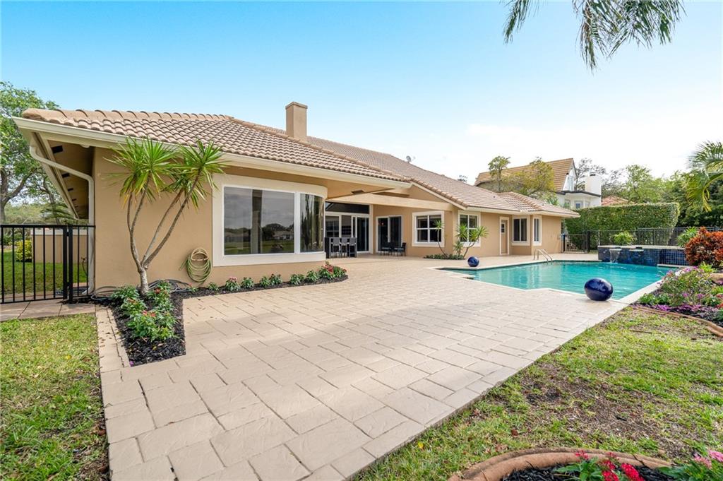 Eagle Trace - Residential