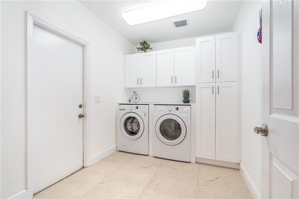 Eagle Trace - Residential