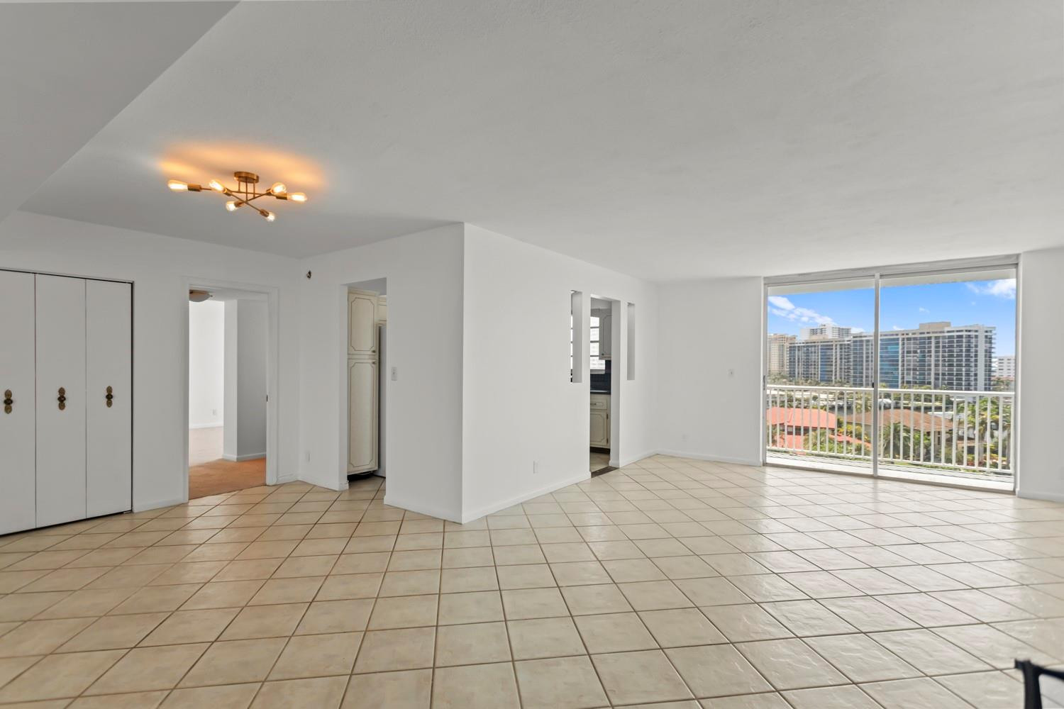 Golden Surf Towers - Residential
