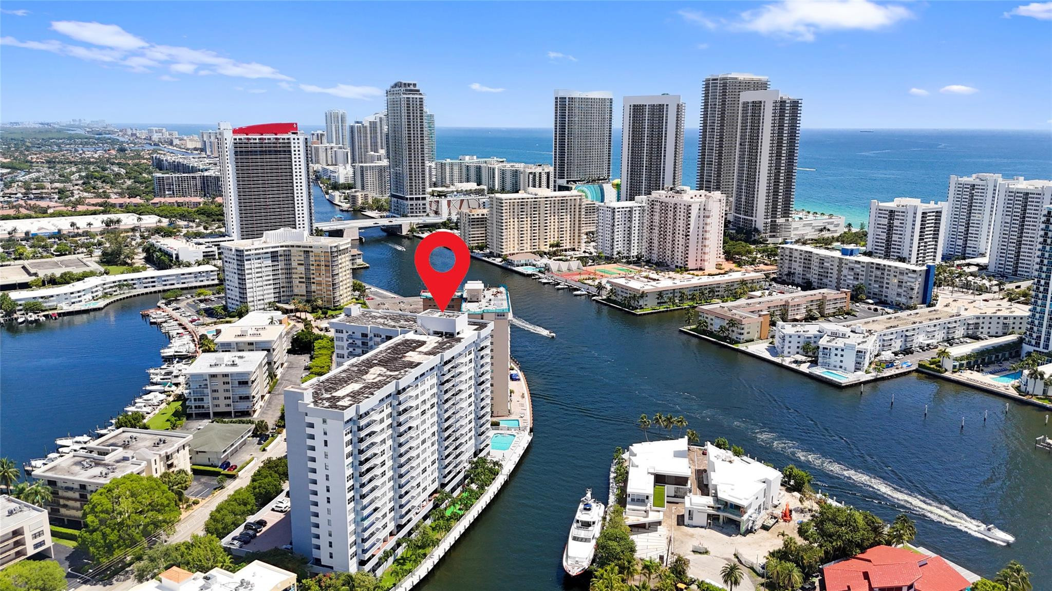 Golden Surf Towers - Residential