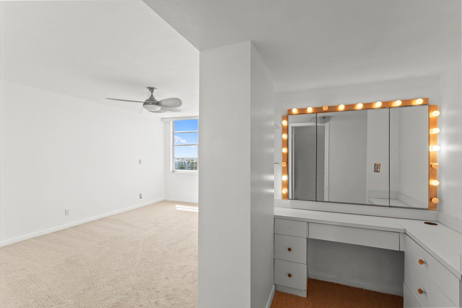 Golden Surf Towers - Residential