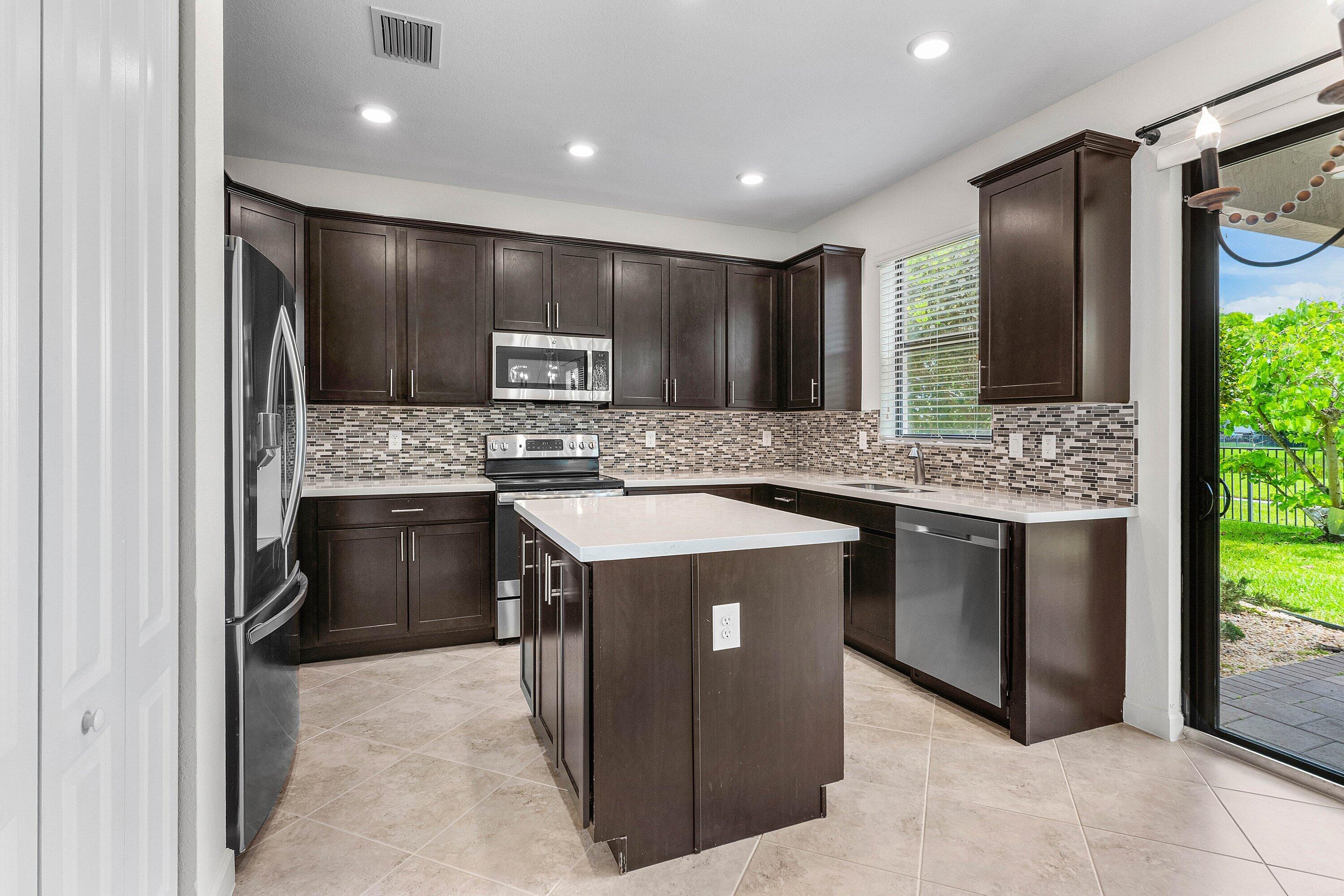 SILVERWOOD ESTATES - Residential