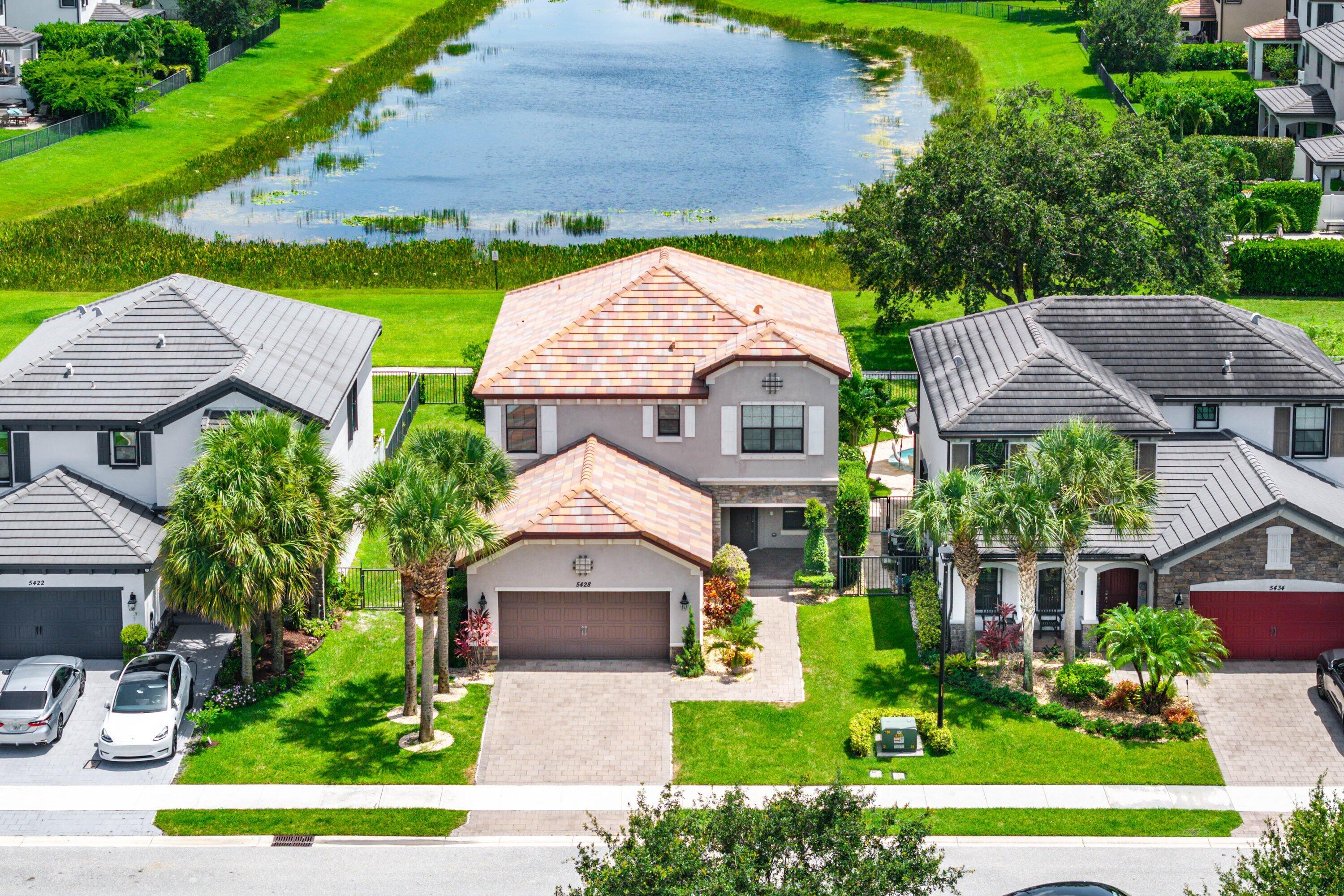 SILVERWOOD ESTATES - Residential