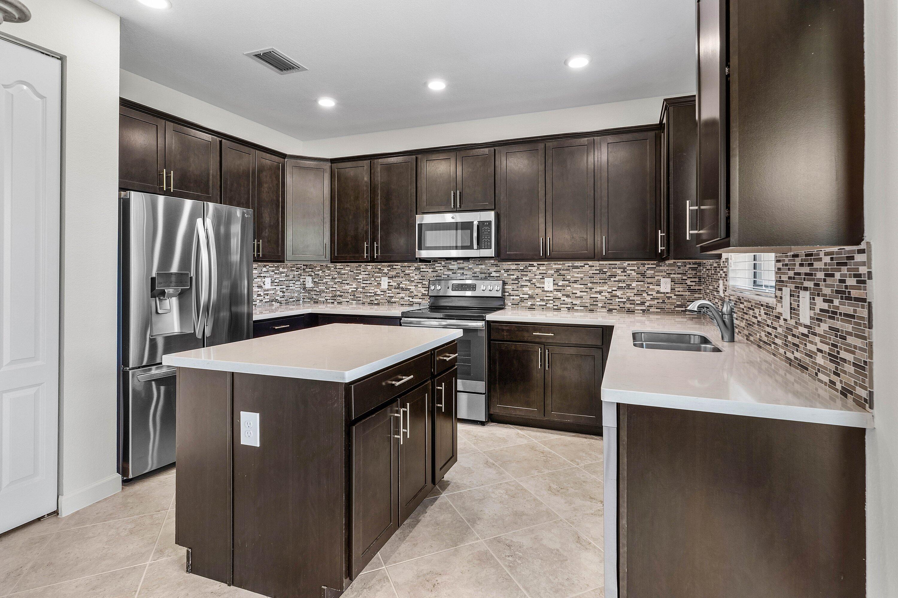 SILVERWOOD ESTATES - Residential