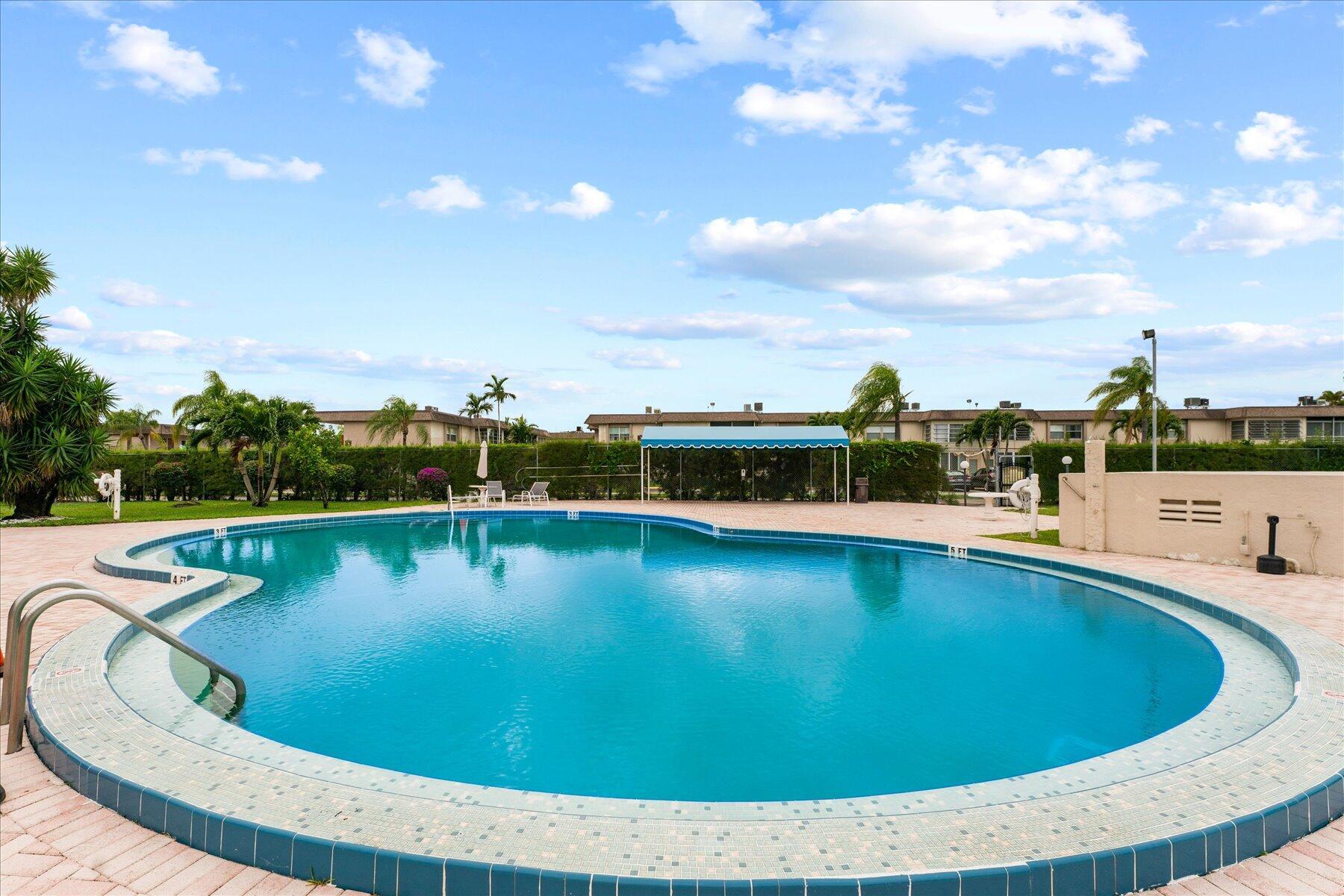 LAKESIDE VILLAGE CONDO 9 - Residential