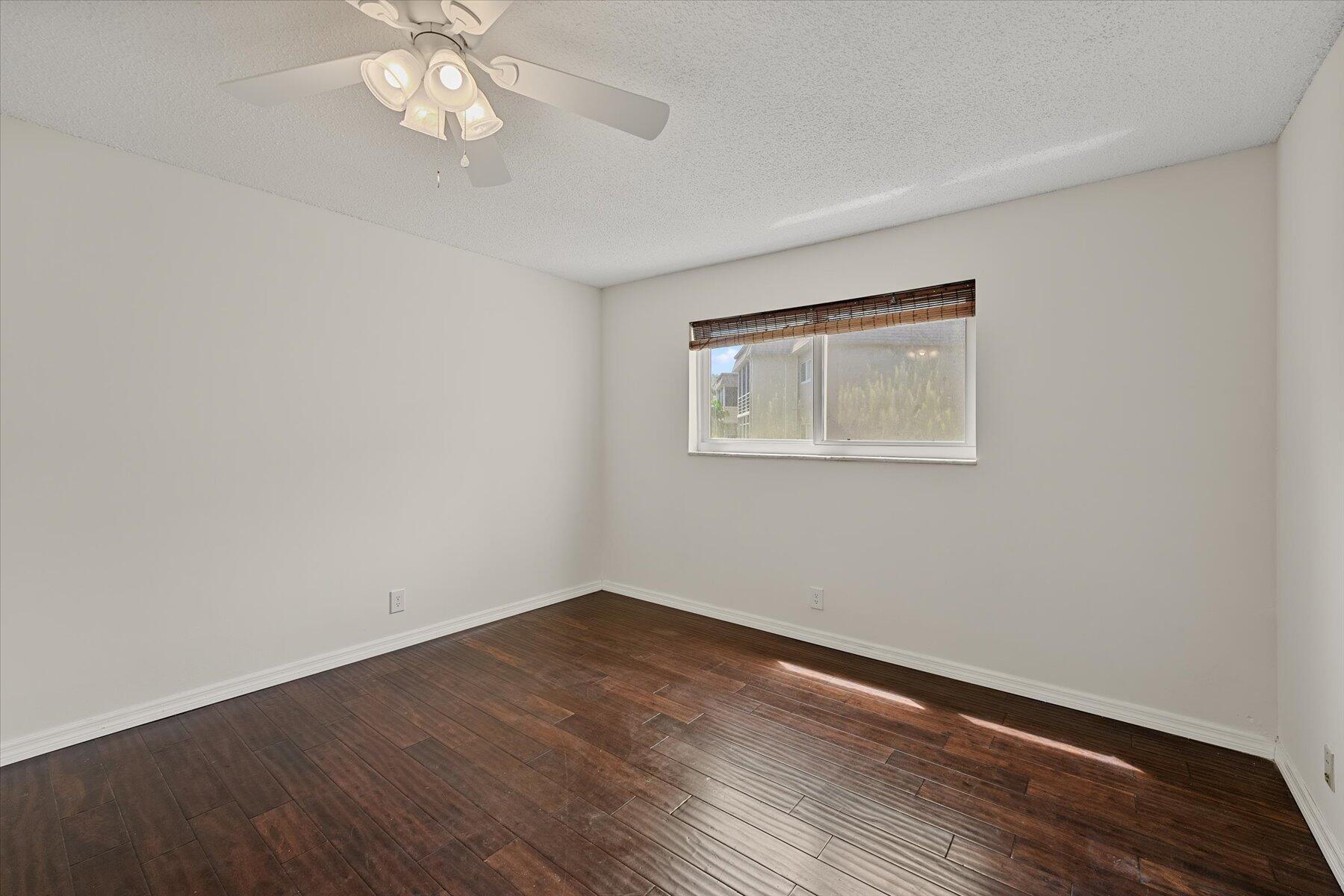 LAKESIDE VILLAGE CONDO 9 - Residential