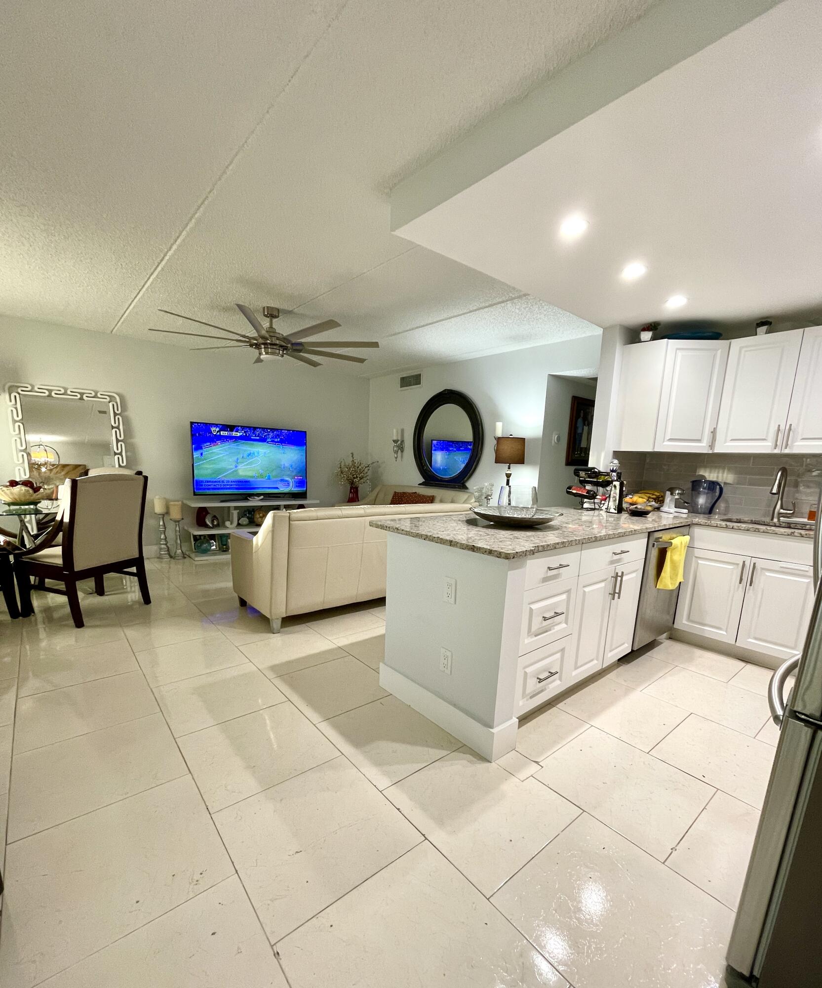 REGAL PALMS OXFORD CONDO - Residential
