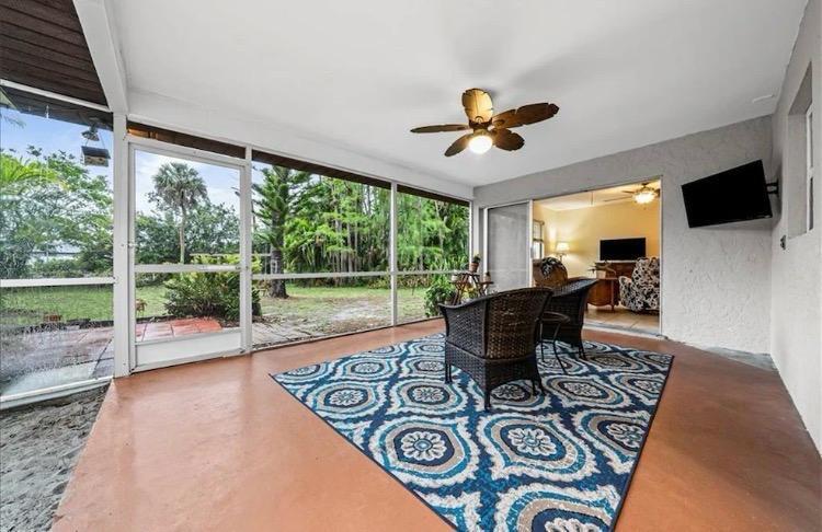 SAN CARLOS PARK - Residential Lease