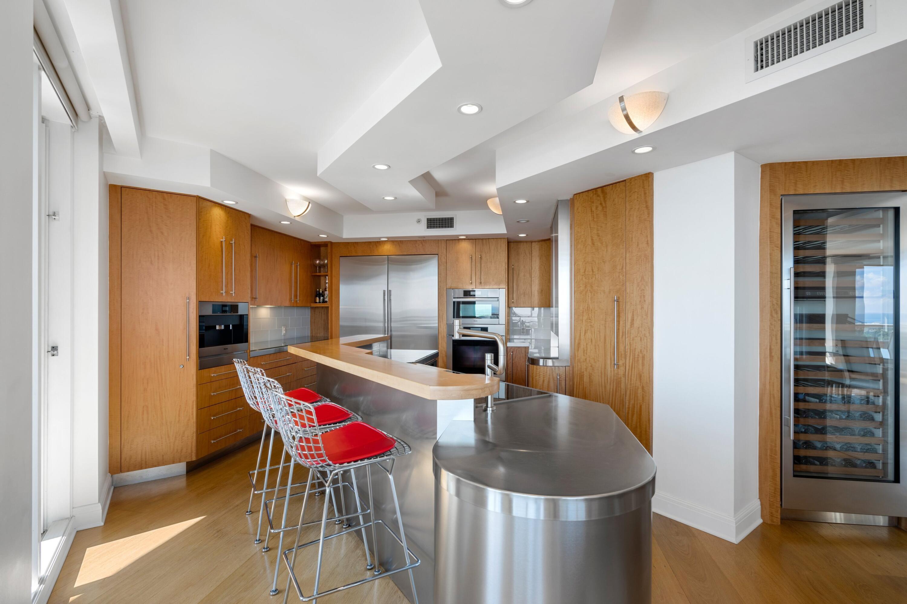 PLAZA OF THE PALM BEACHES CONDO - Residential