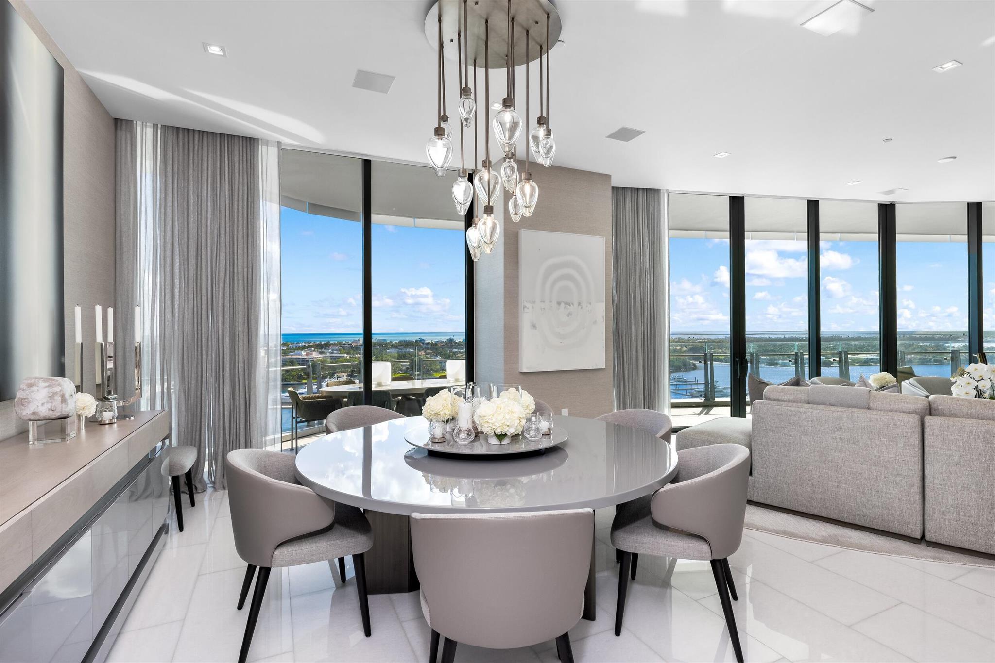 BRISTOL CONDO - Residential