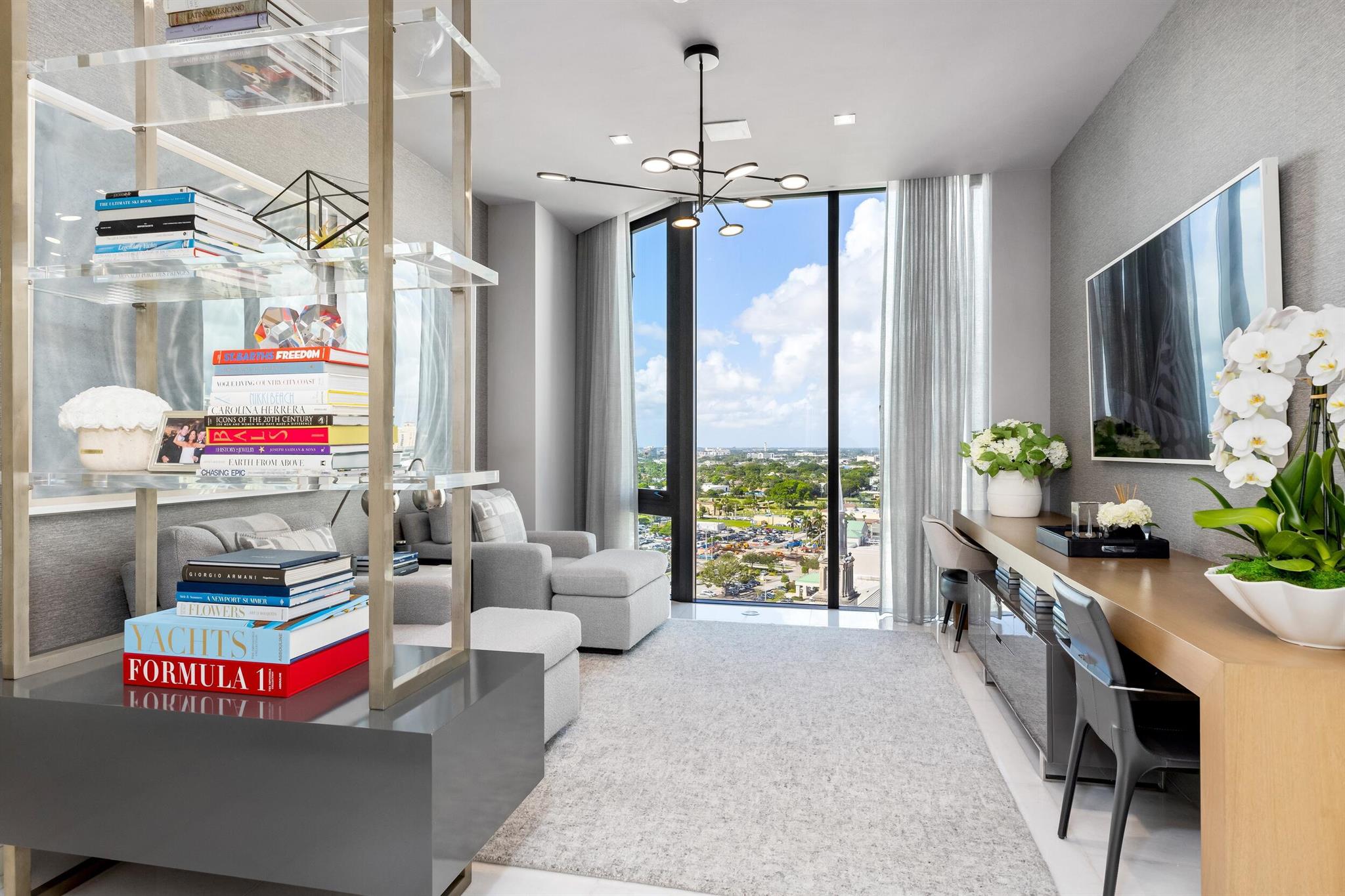 BRISTOL CONDO - Residential