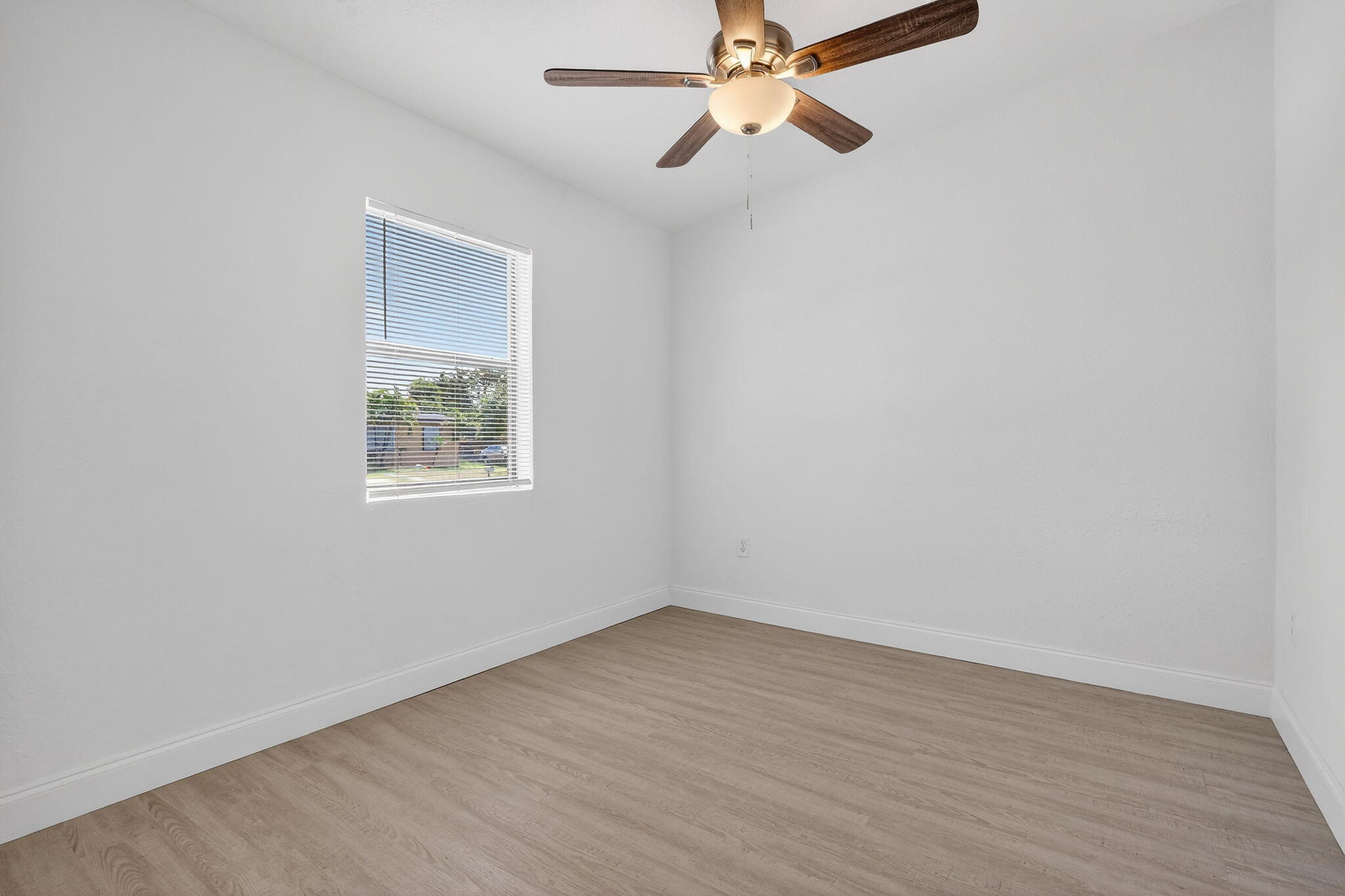 LAKE FOREST SEC ONE - Residential