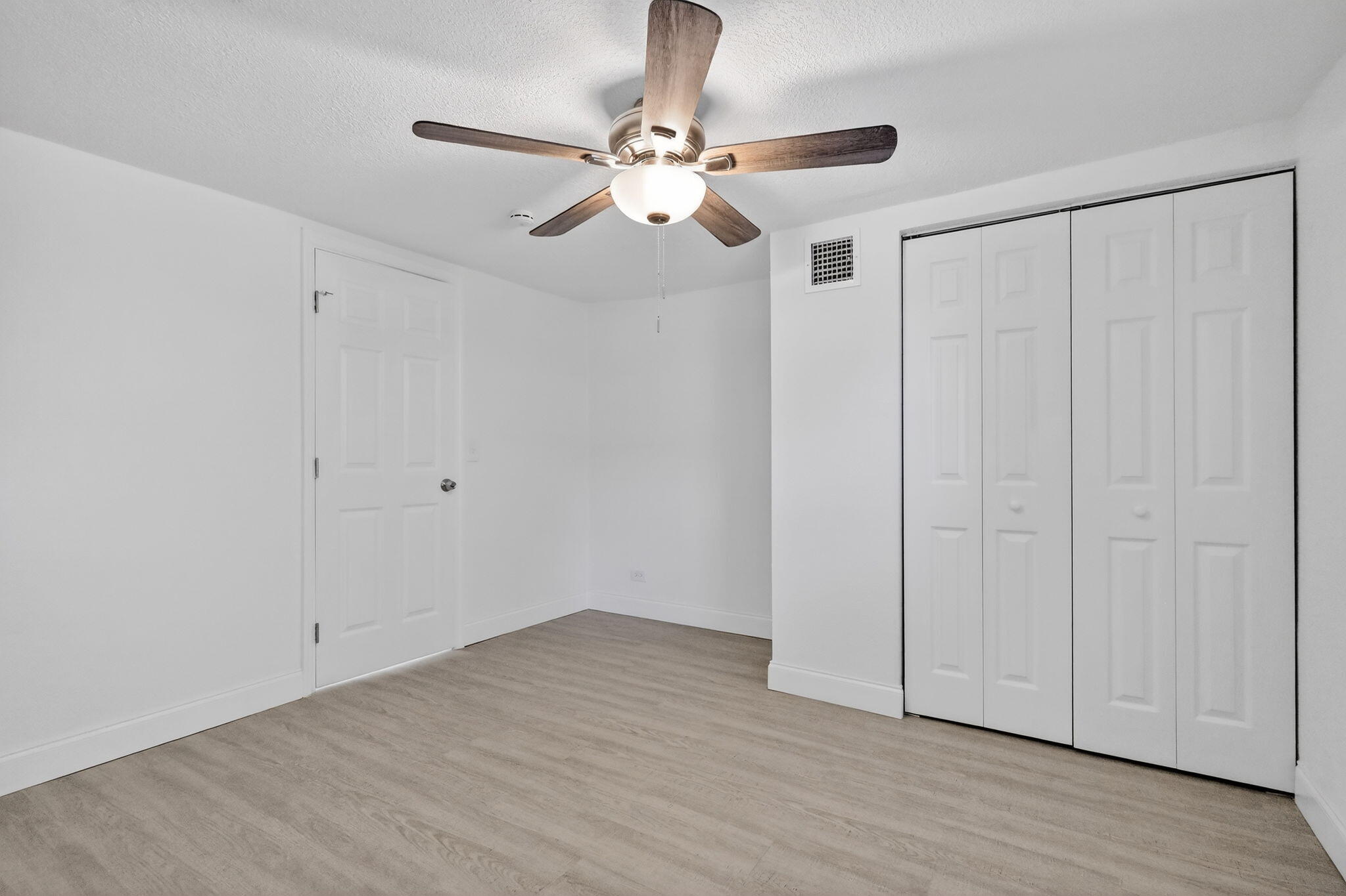 LAKE FOREST SEC ONE - Residential