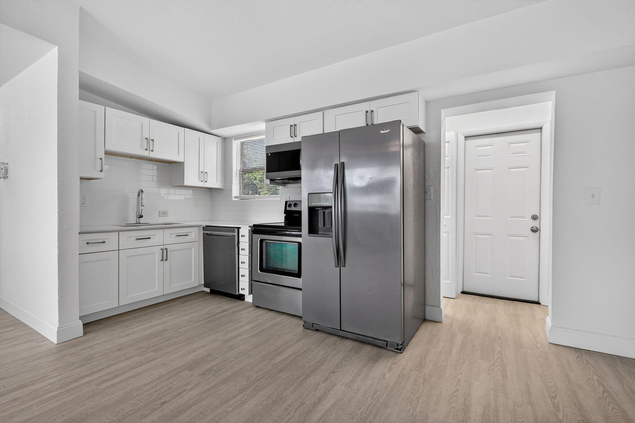 LAKE FOREST SEC ONE - Residential