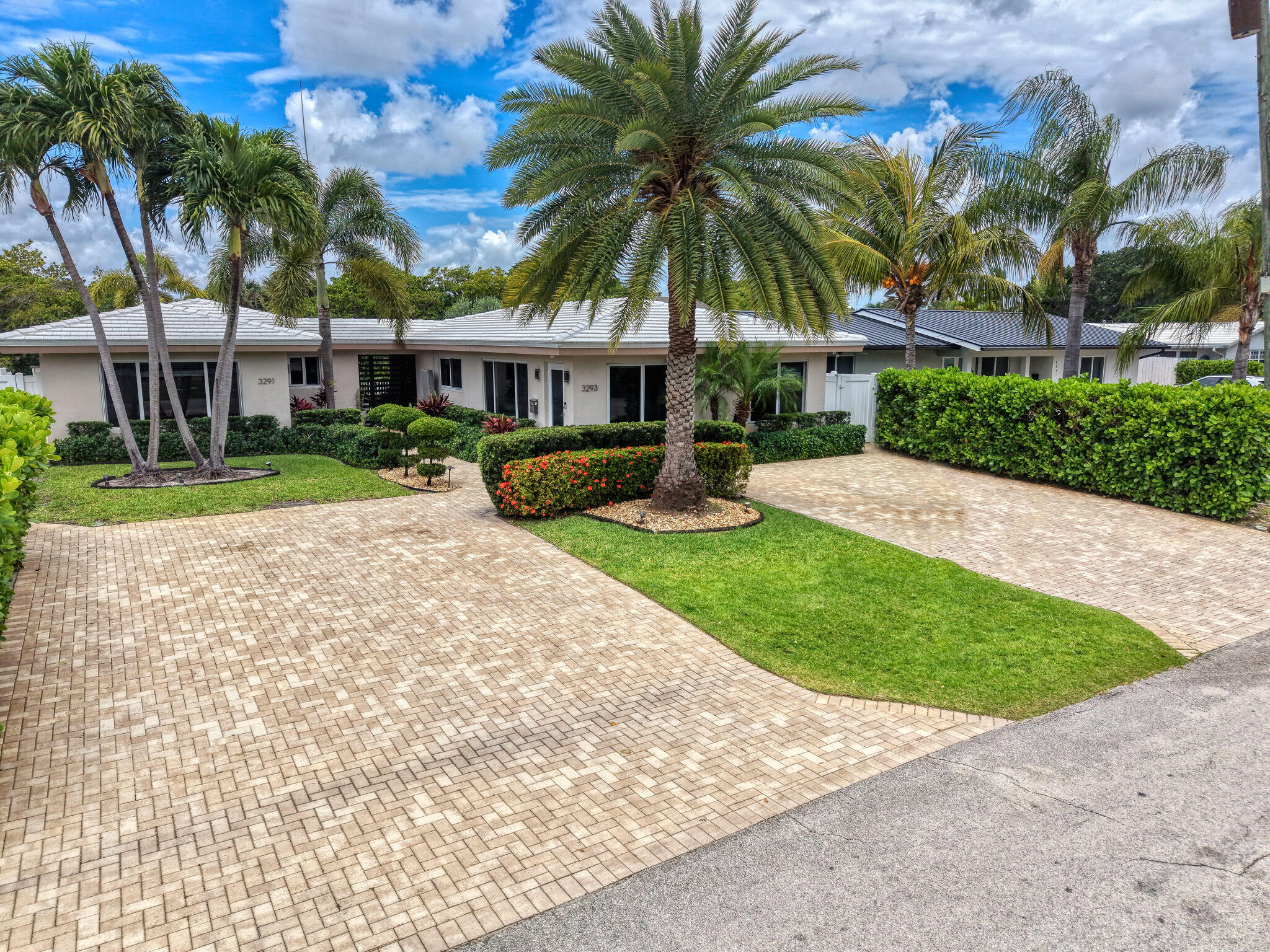 CORAL WOODS - Residential Income