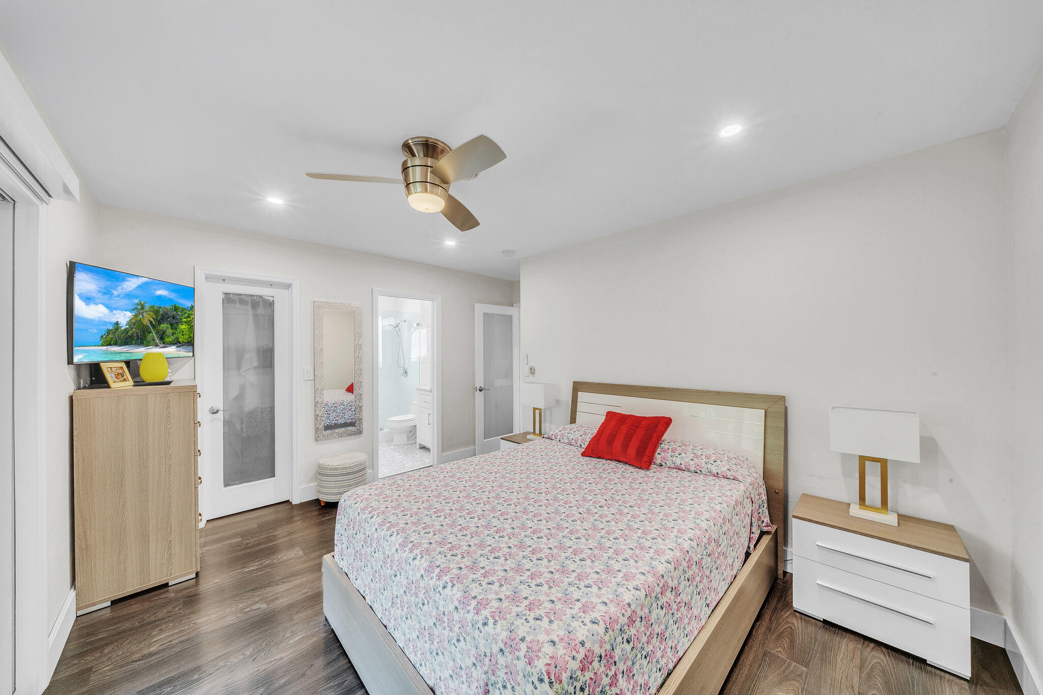 CORAL WOODS - Residential Income
